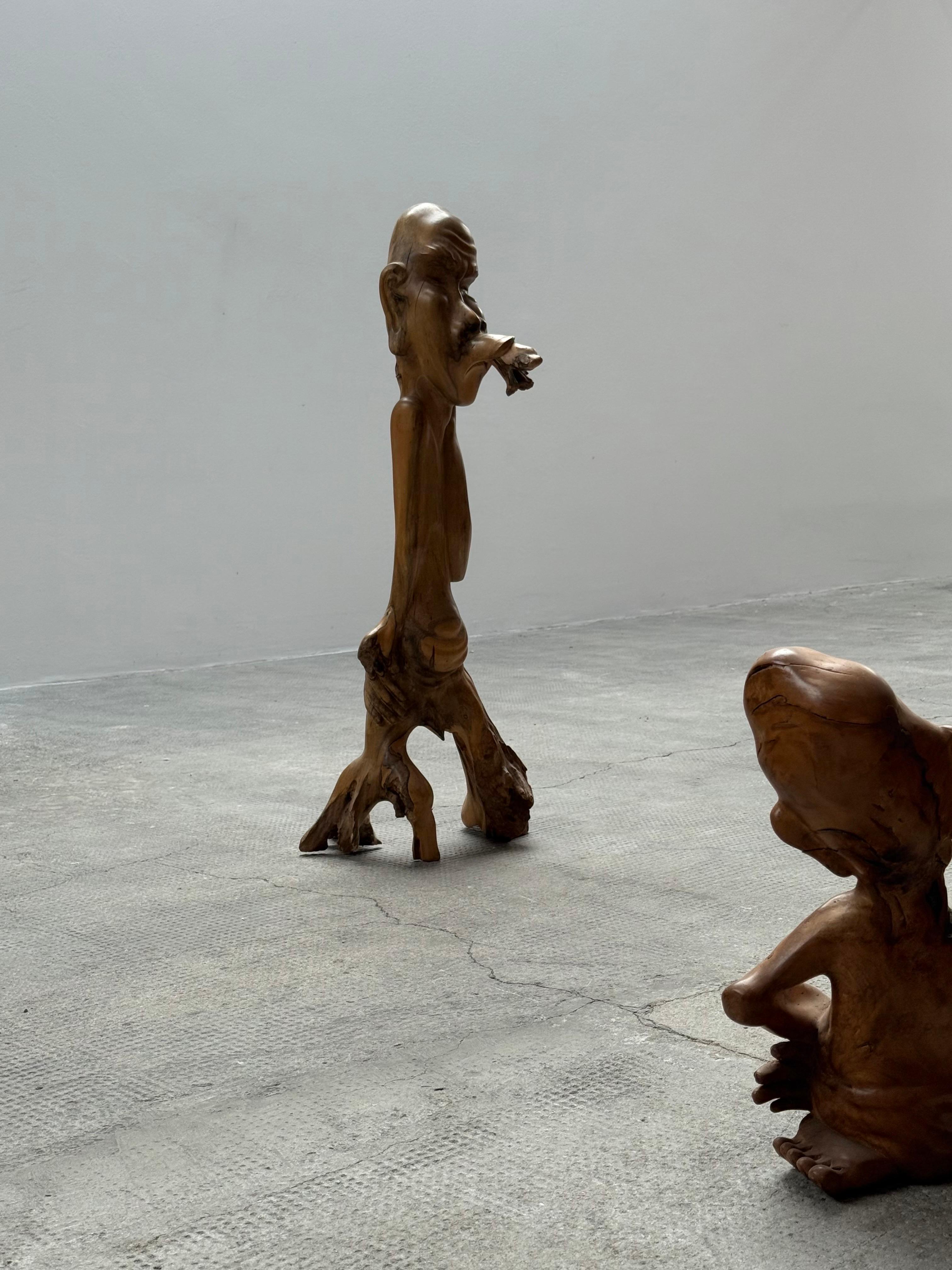 IDA BAGUS TILEM SUAR SCULPTURE EN BOIS CARVÉE BALI 1950s en vente 2