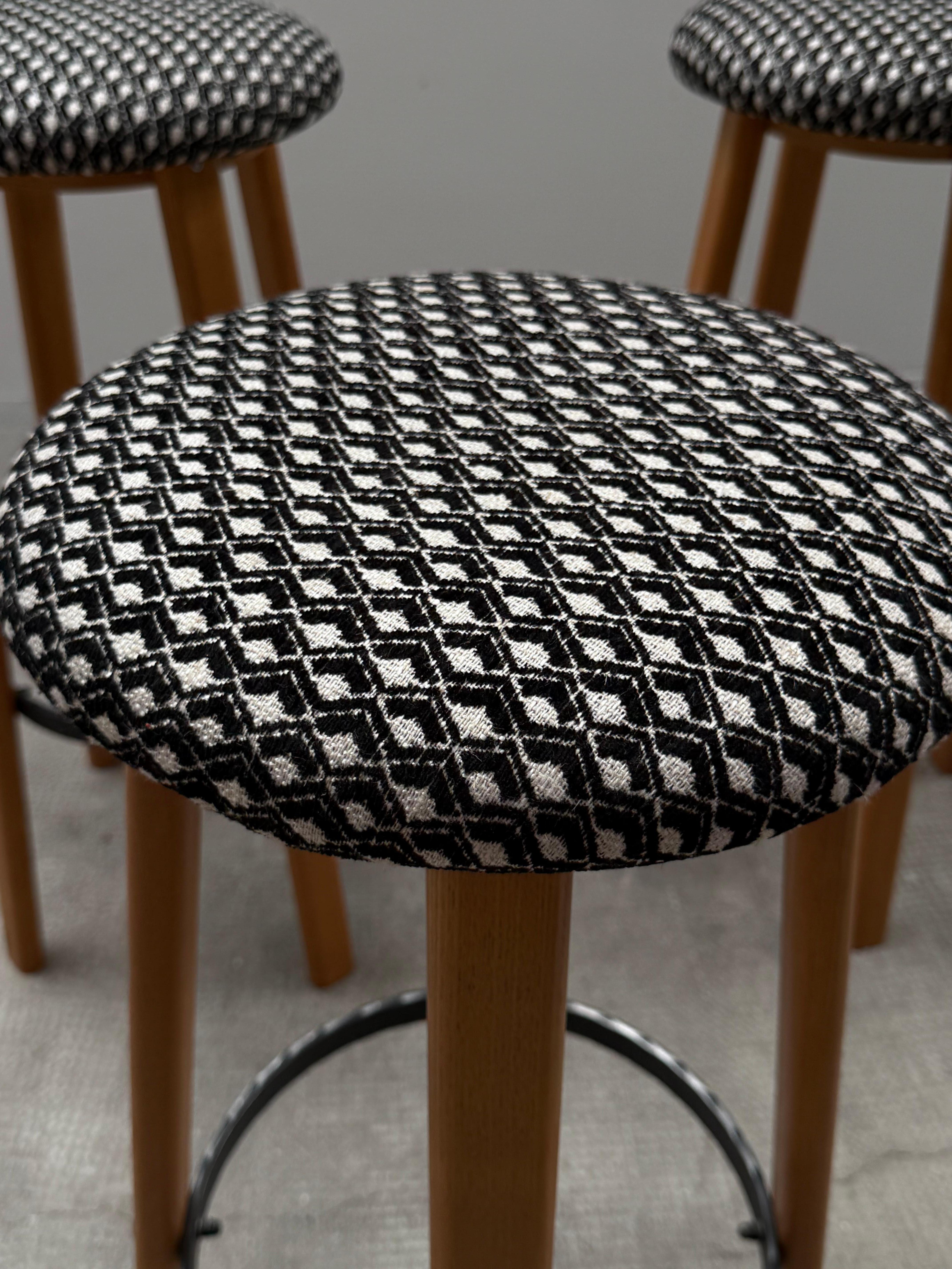 SET OF 3 BAR STOOLS ASH WOOD WROUGHT IRON, GERMANY 1970s For Sale 4