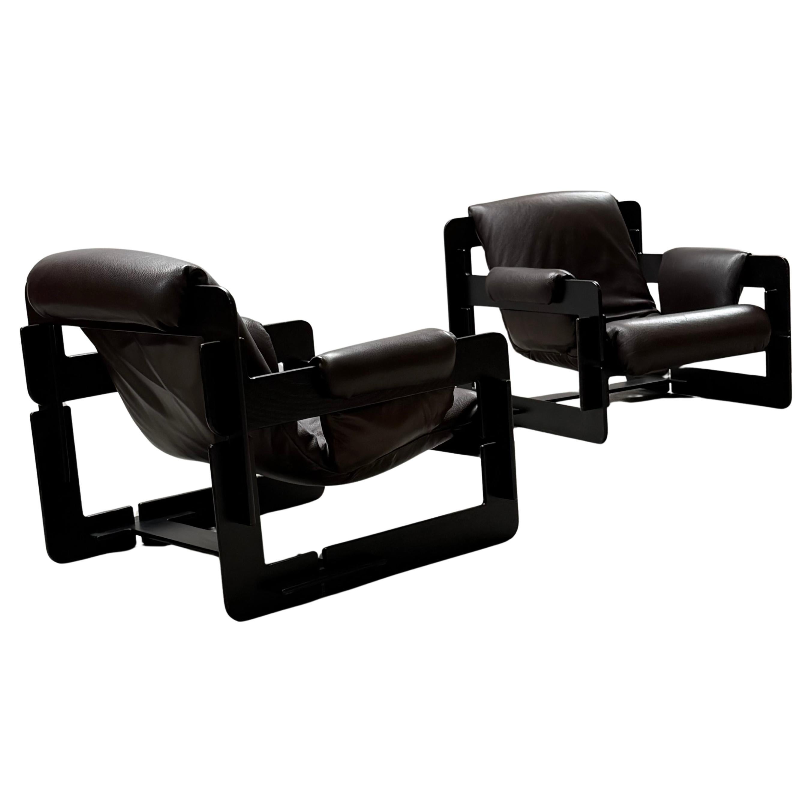 2x ARNE JACOBSEN FÜR ASKO "ROVER" ARMSTÜHLE LEDER Eschenholz, FINNLAND 1960er Jahre im Angebot