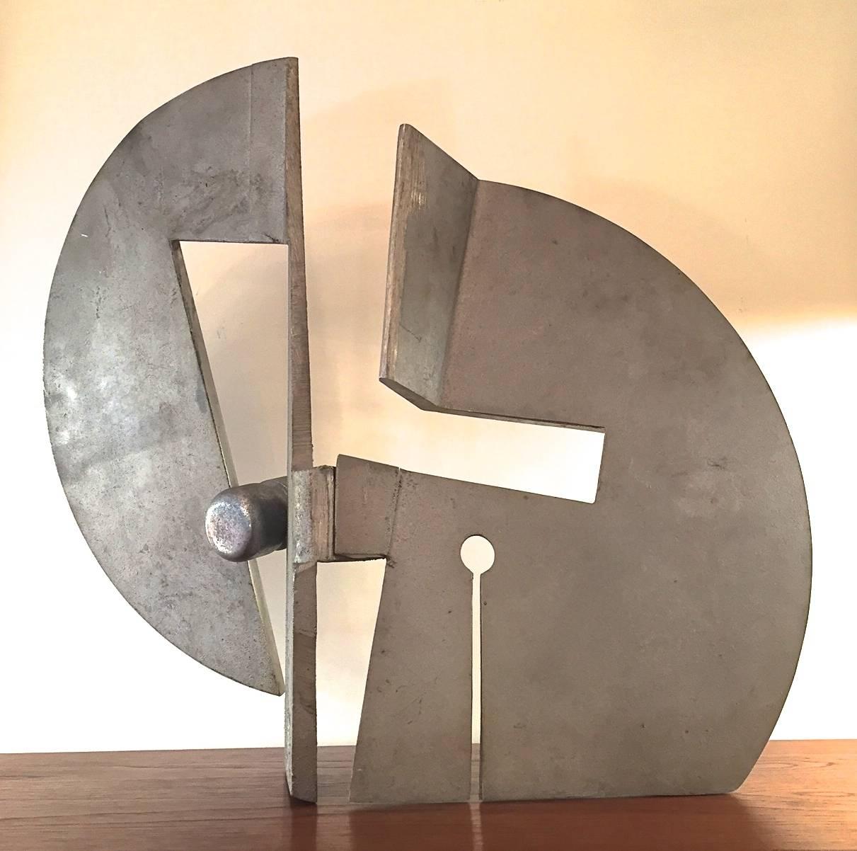 An impressive cast aluminium sculpture by Giuseppe Nerone and Gianni Patuzzi. Number 60/100, 1970. Marked "Nerone and Patuzzi".
Shipping to USA: 250 Euros.
Shipping to Europe: 200 Euros.