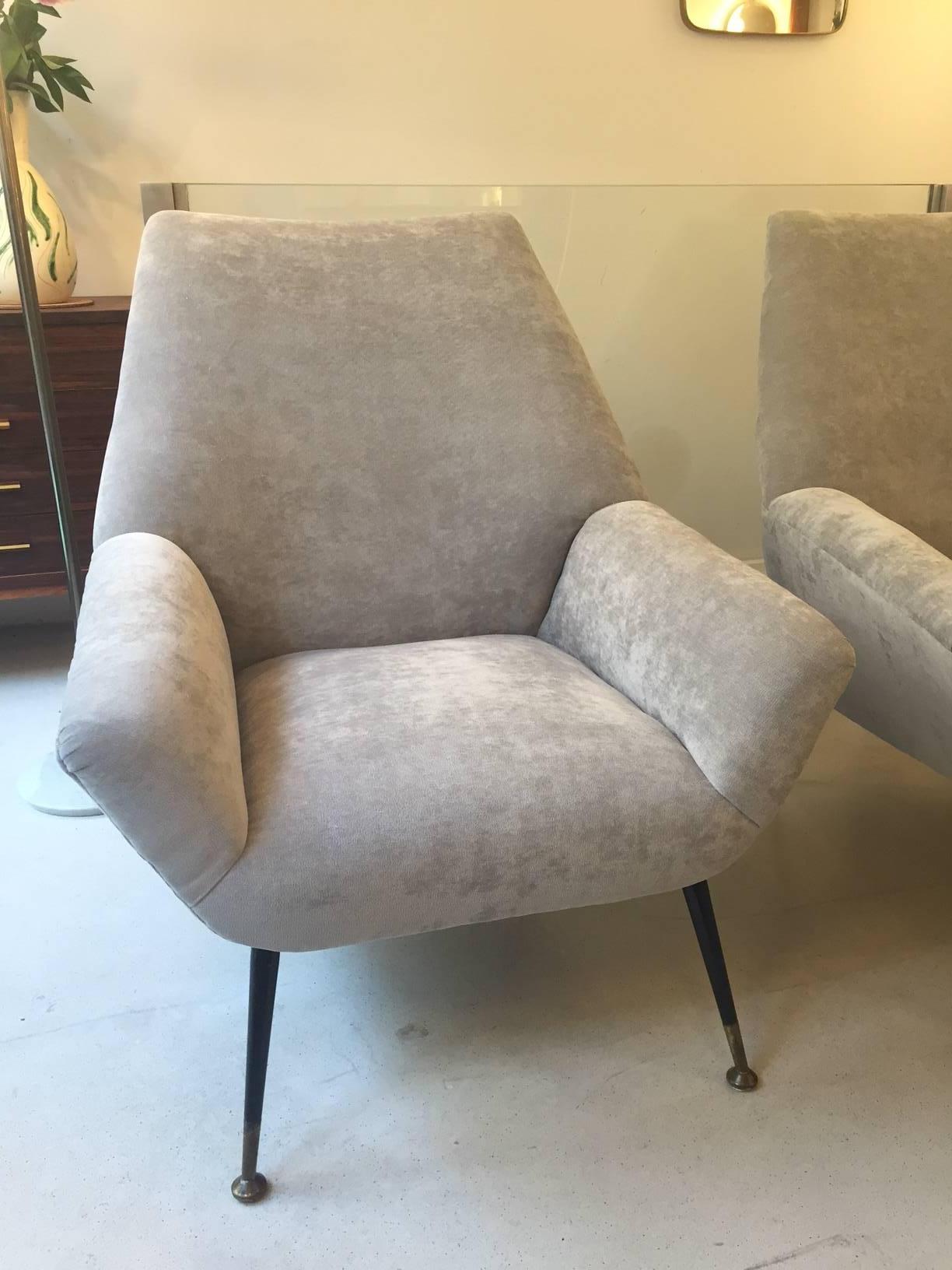 Pair of Round Italian, Mid-Century Armchairs 1