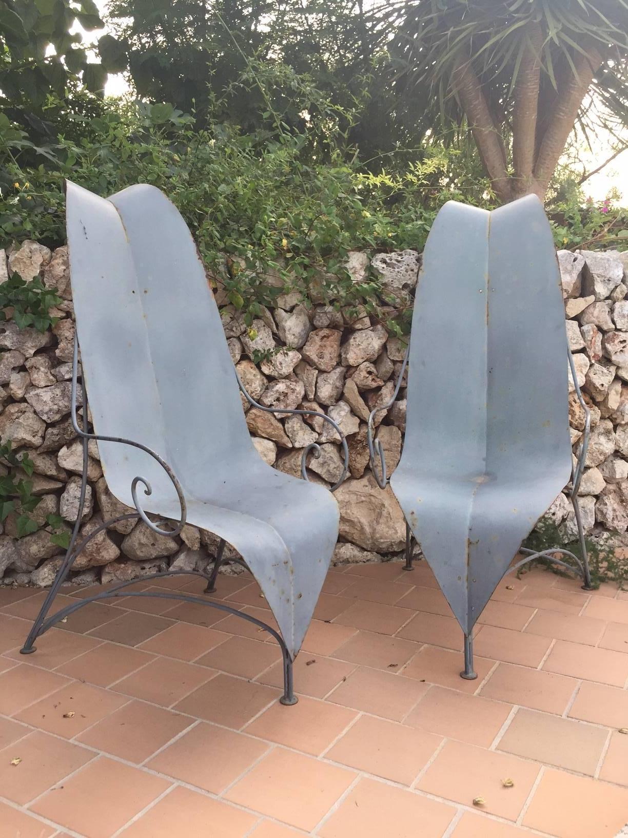Ein außergewöhnliches Paar Stühle Fabrizio Corneli 1986 