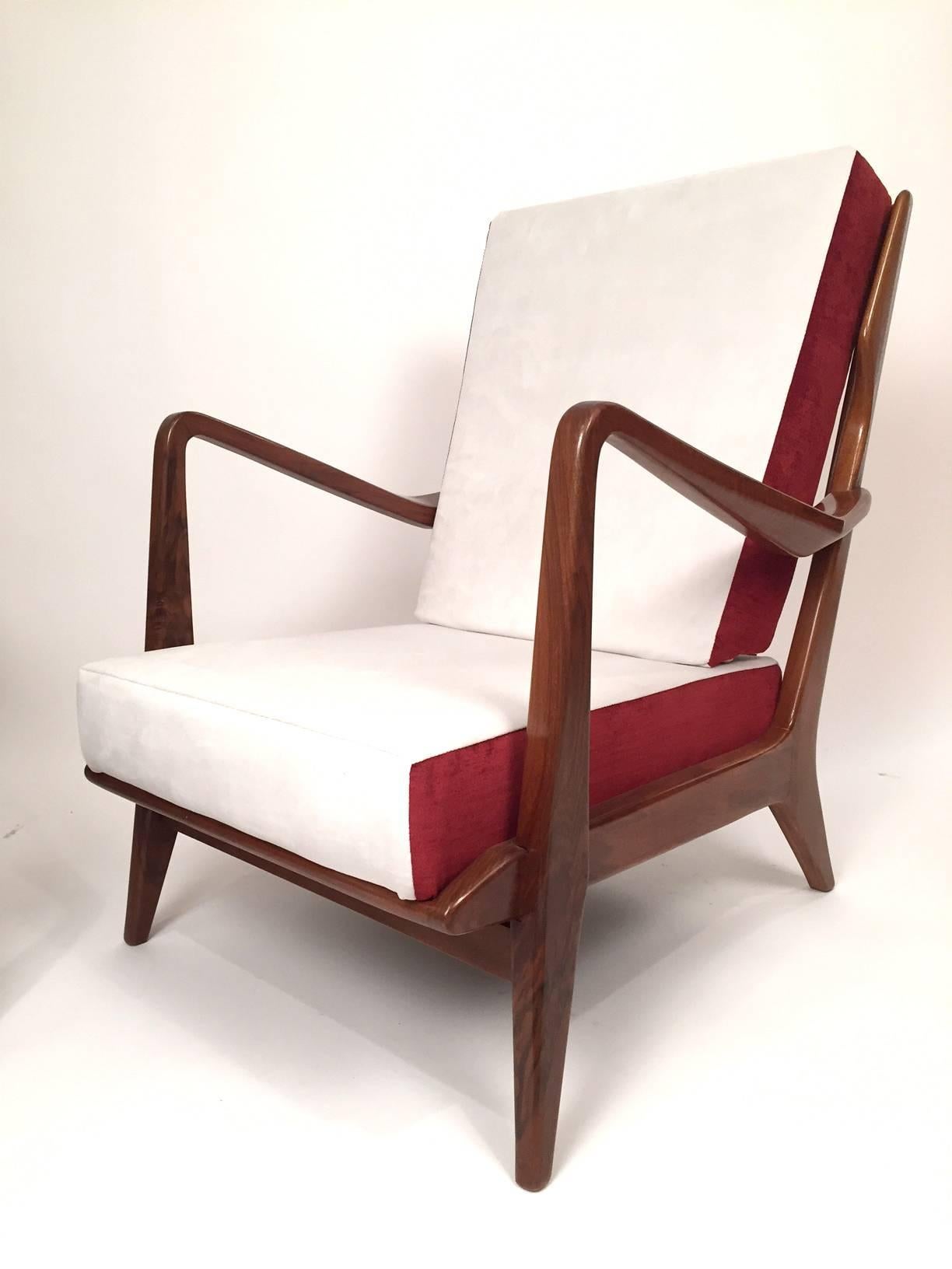 Pair of Gio Ponti Walnut Chairs Model No 516 for Cassina, 1950s 2
