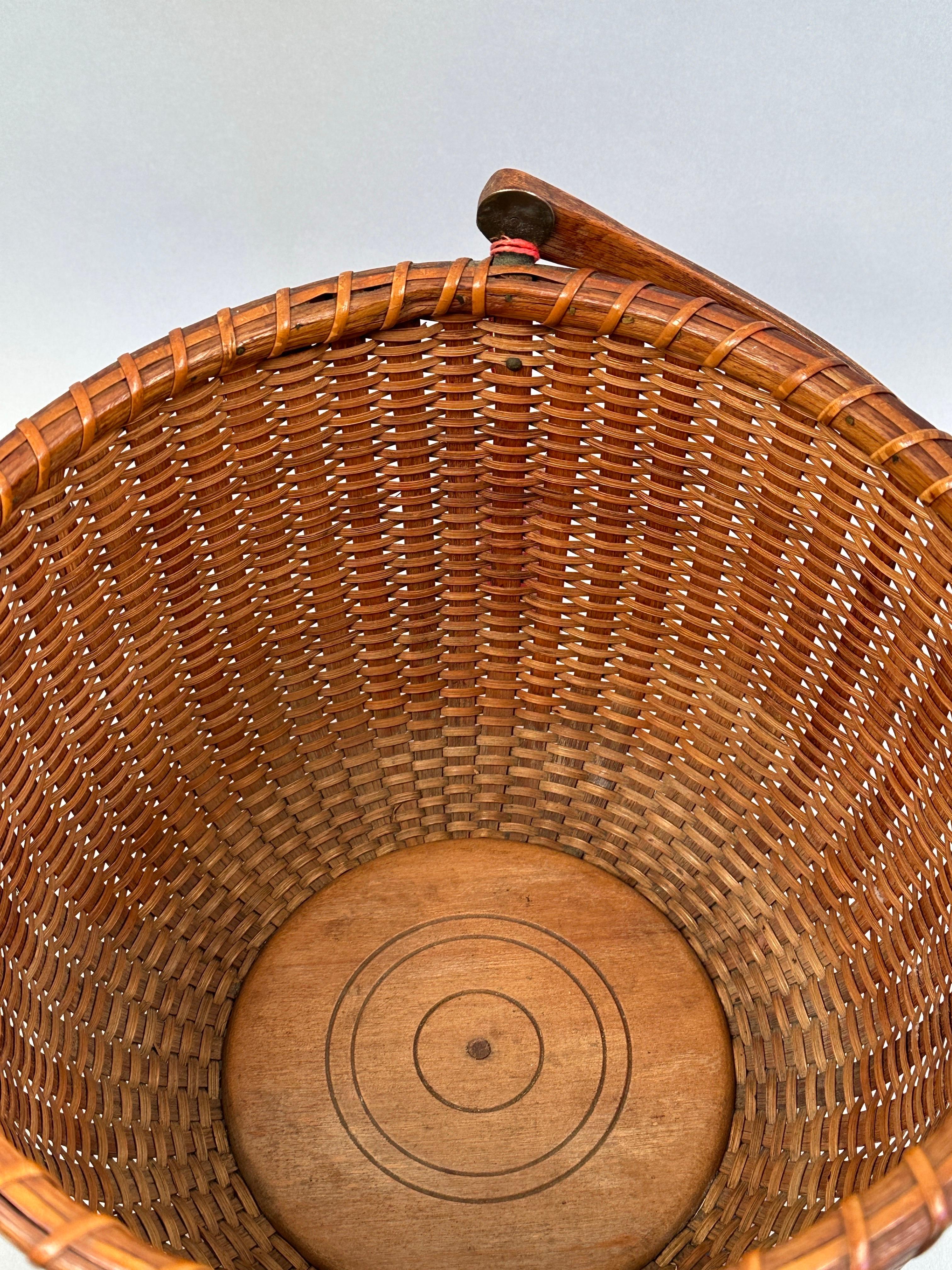 Panier antique couvert Nantucket Lightship par A.D. Williams en vente 1