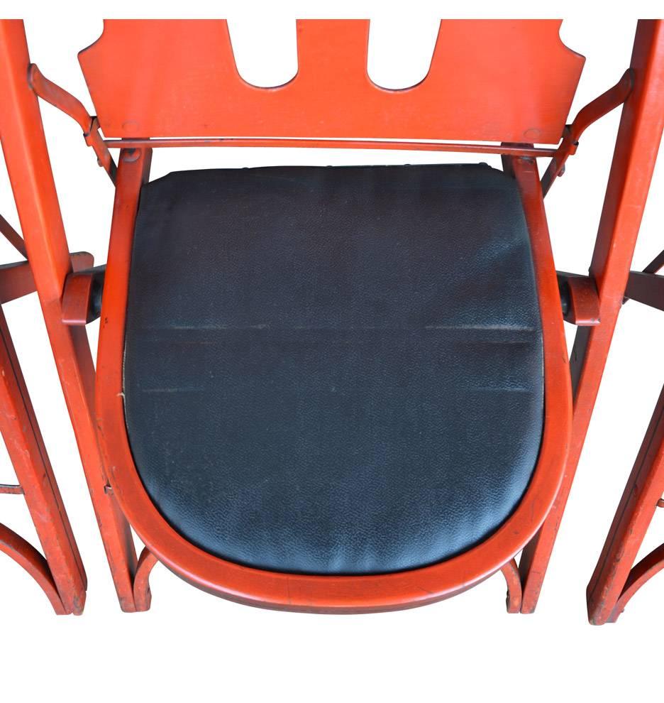 Set of Solid Kumfort Folding Table and Chairs, circa 1927 1