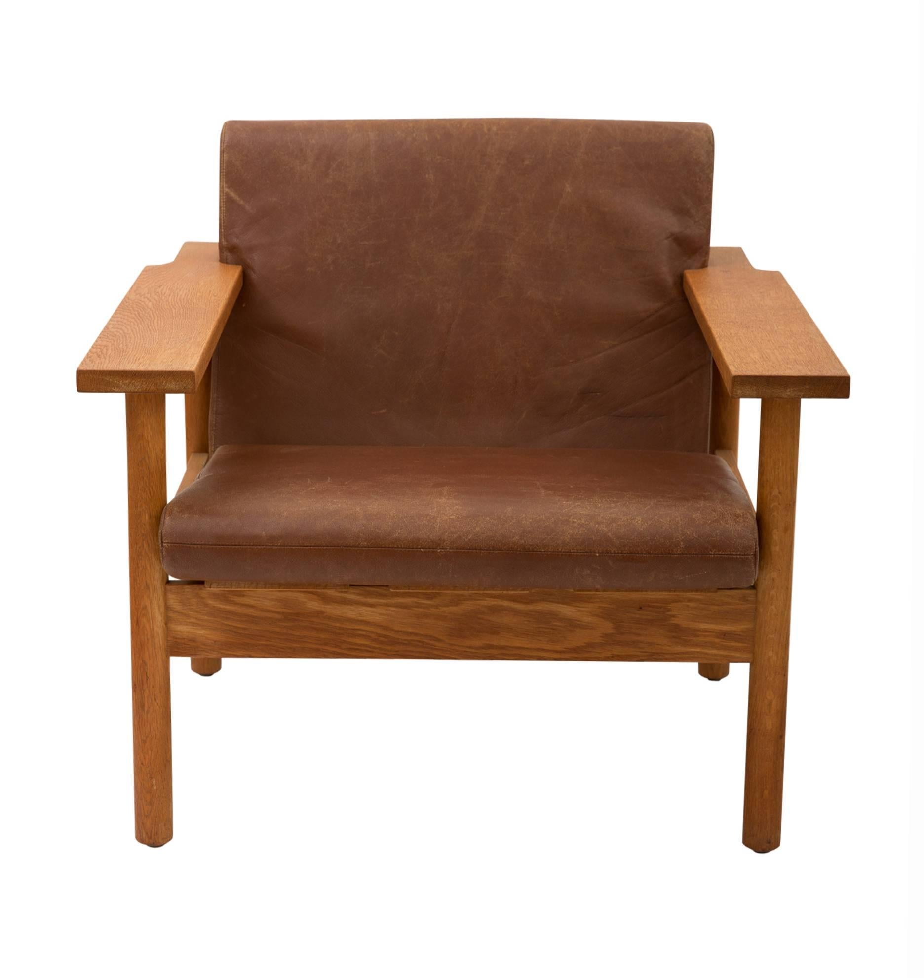 Mid-Century Modern Pair of Mid-Century Oak and Leather Armchairs, circa 1960s