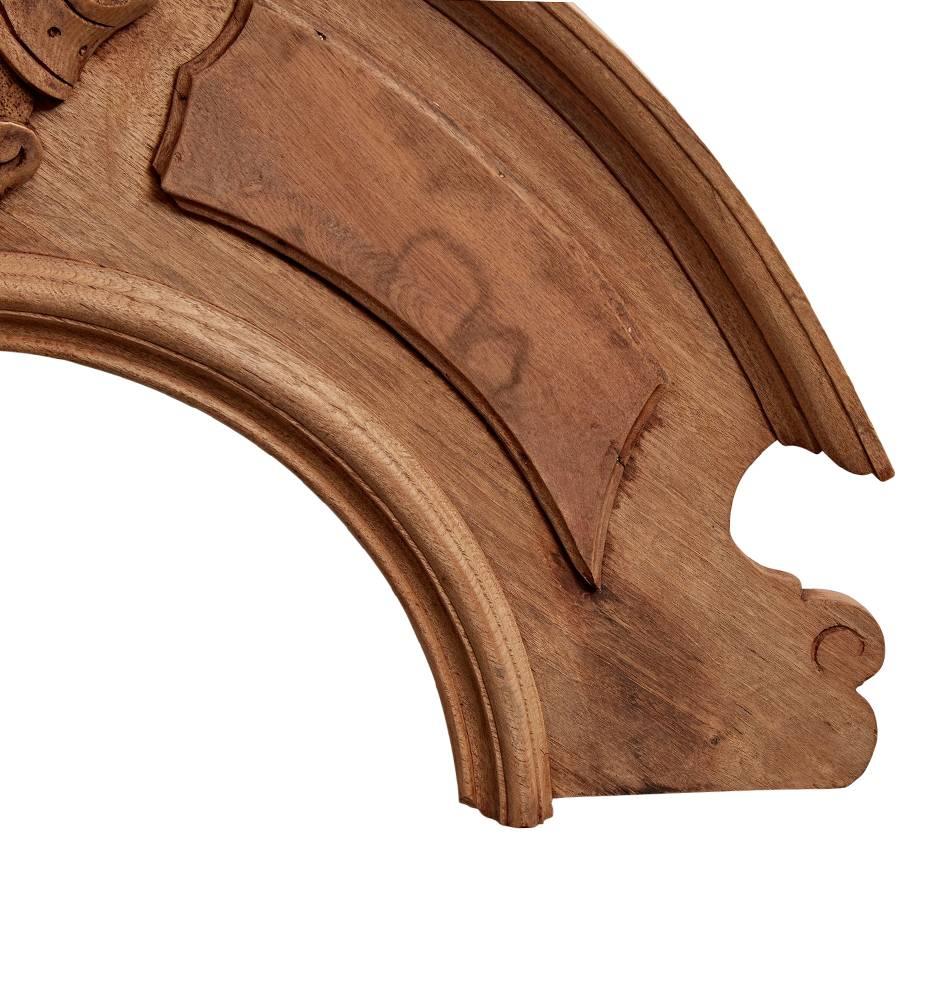 Carved Walnut Pediment with Shield Motif, circa 1850s In Good Condition For Sale In Portland, OR