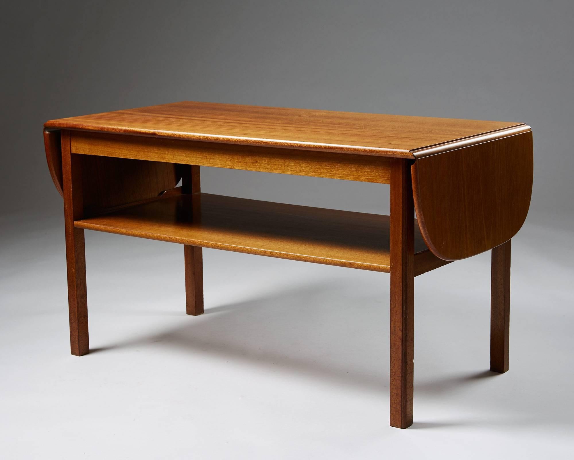 Occasional Table Designed by Josef Frank for Svenskt Tenn, Sweden, 1950s In Excellent Condition In Stockholm, SE