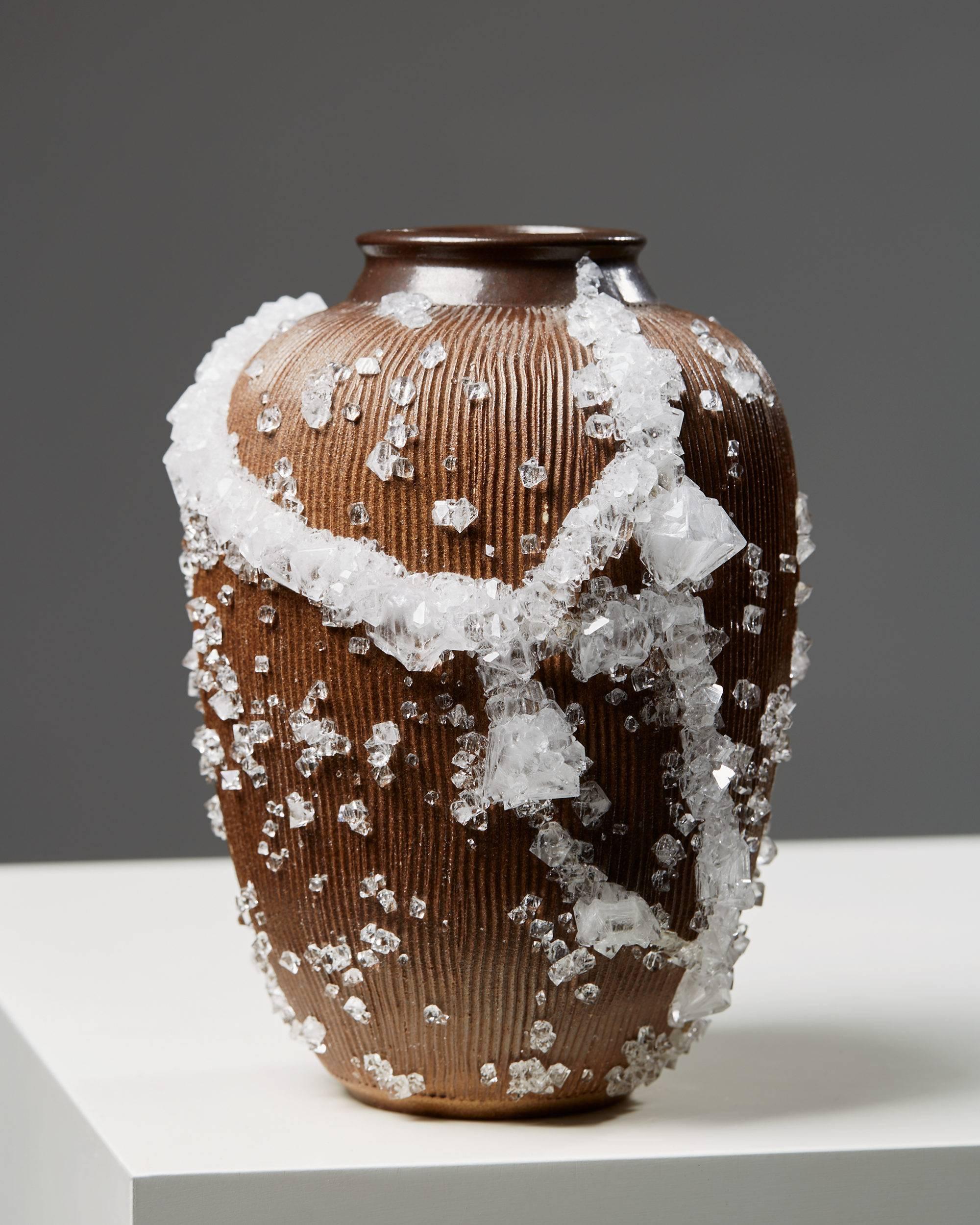 Vase by Lukas Wegwerth, Germany. Stoneware and salt crystals

Measures: H 19 cm / 7 1/2''.