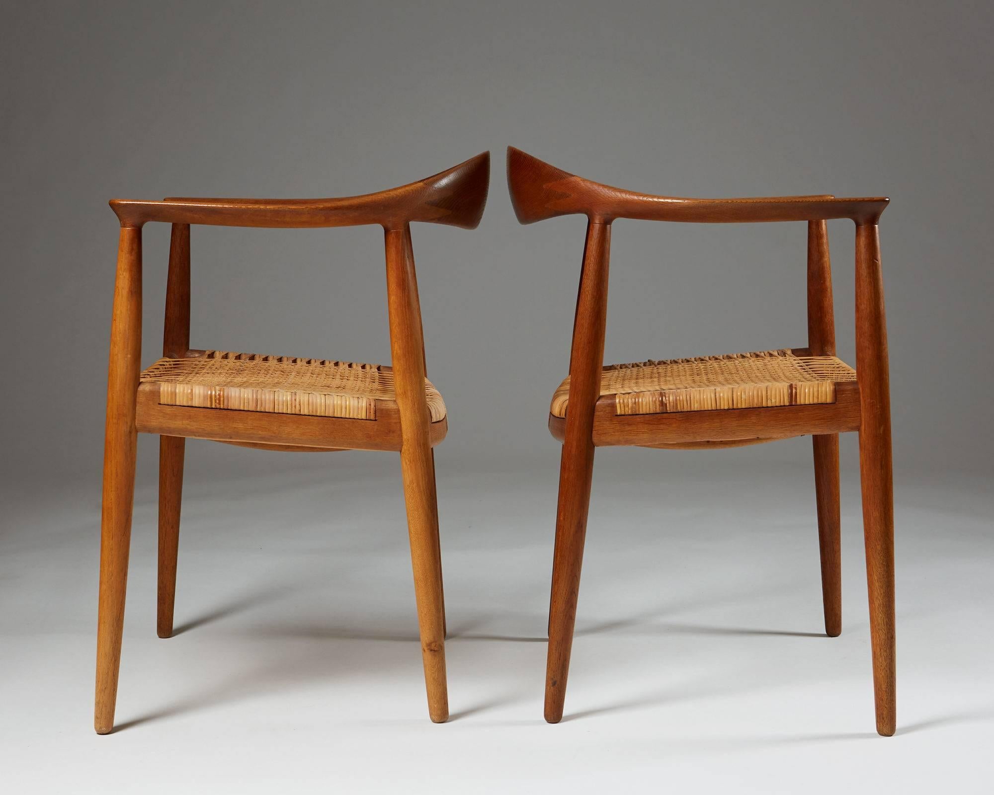 Scandinavian Modern Pair of Armchairs “The Chair” Designed by Hans J. Wegner, Denmark, 1949