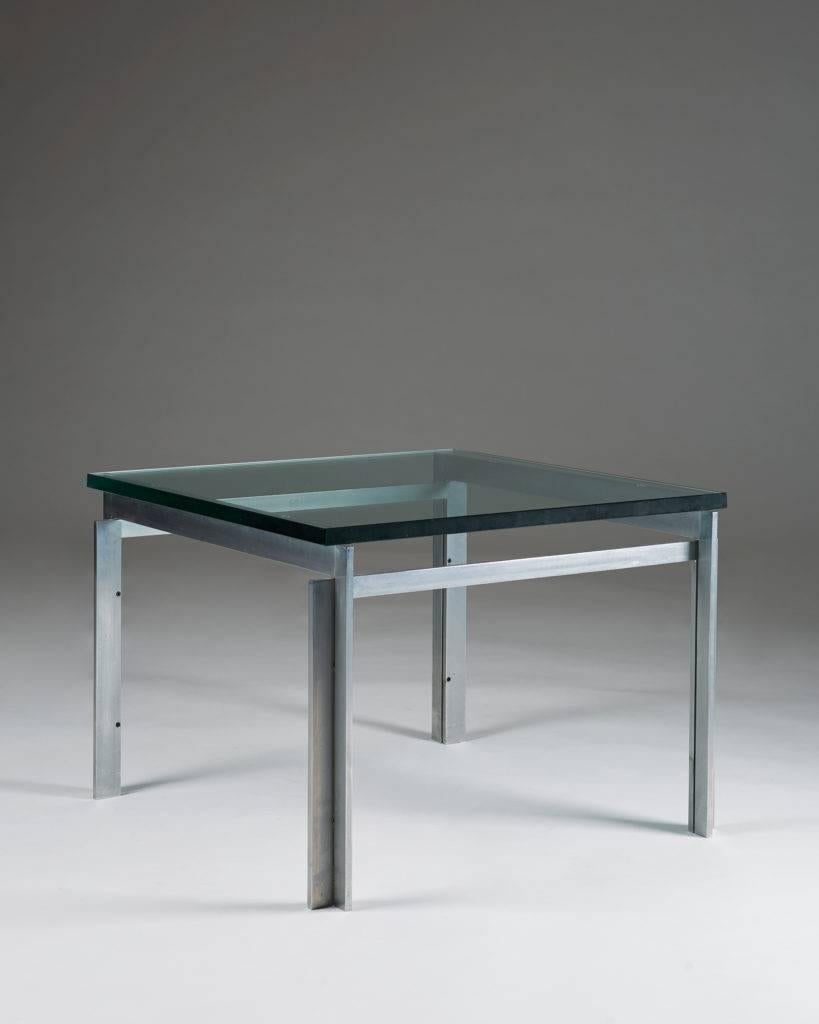 Coffee table PK50 designed by Poul Kjaerholm for E. Kold Christensen, 
Denmark, 1970s.

Chromed steel and glass.

Measures: L 61 cm/ 2'
W 61 cm/ 2'
H 45 cm/ 17 3/4