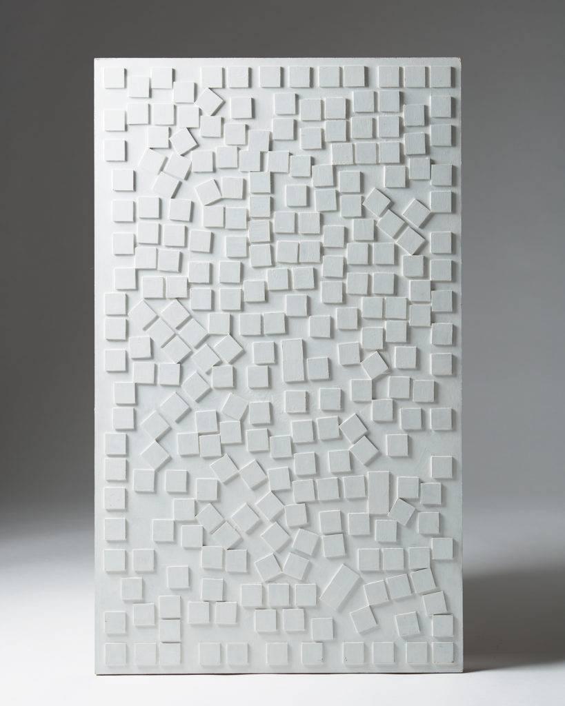 Painting by Sven Hansson,
Sweden, 2007.

Wooden relief.

Measures: H 123 cm/ 4' 1