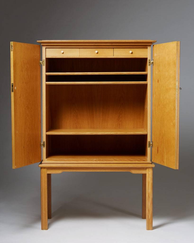 Scandinavian Modern Cabinet Designed by Oscar Nilsson for Svensk Möbelindustri, Sweden, 1940s