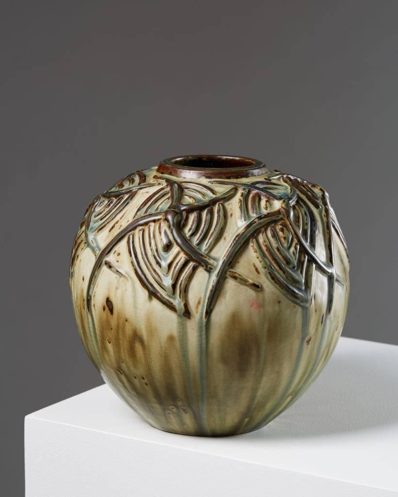 Scandinavian Modern Vase Designed by Axel Salto for Royal Copenhagen, Denmark