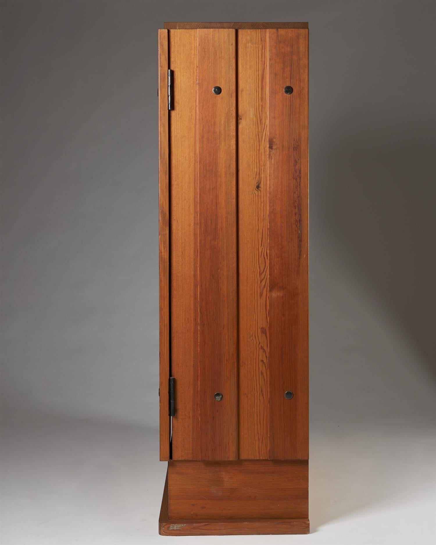 Scandinavian Modern Cabinet Lovö, Designed by Axel-Einar Hjorth for NK, Sweden, 1932