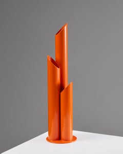 Vase conçu par Ivar Ålenius-Björk pour Ystad Metall, en Suède