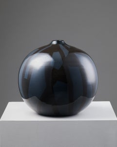 Globe vase designed by Mari Simmulson for Uppsala-Ekeby, Sweden, 1960s-70s