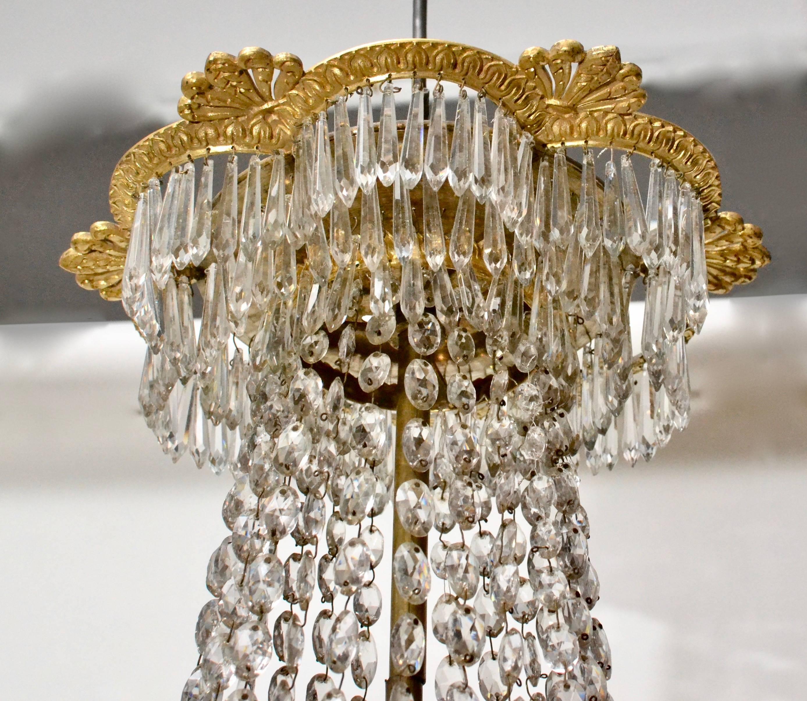 French Empire Gilt Bronze and Crystal Chandelier, Signed, circa 1825 In Good Condition In Stockholm, SE