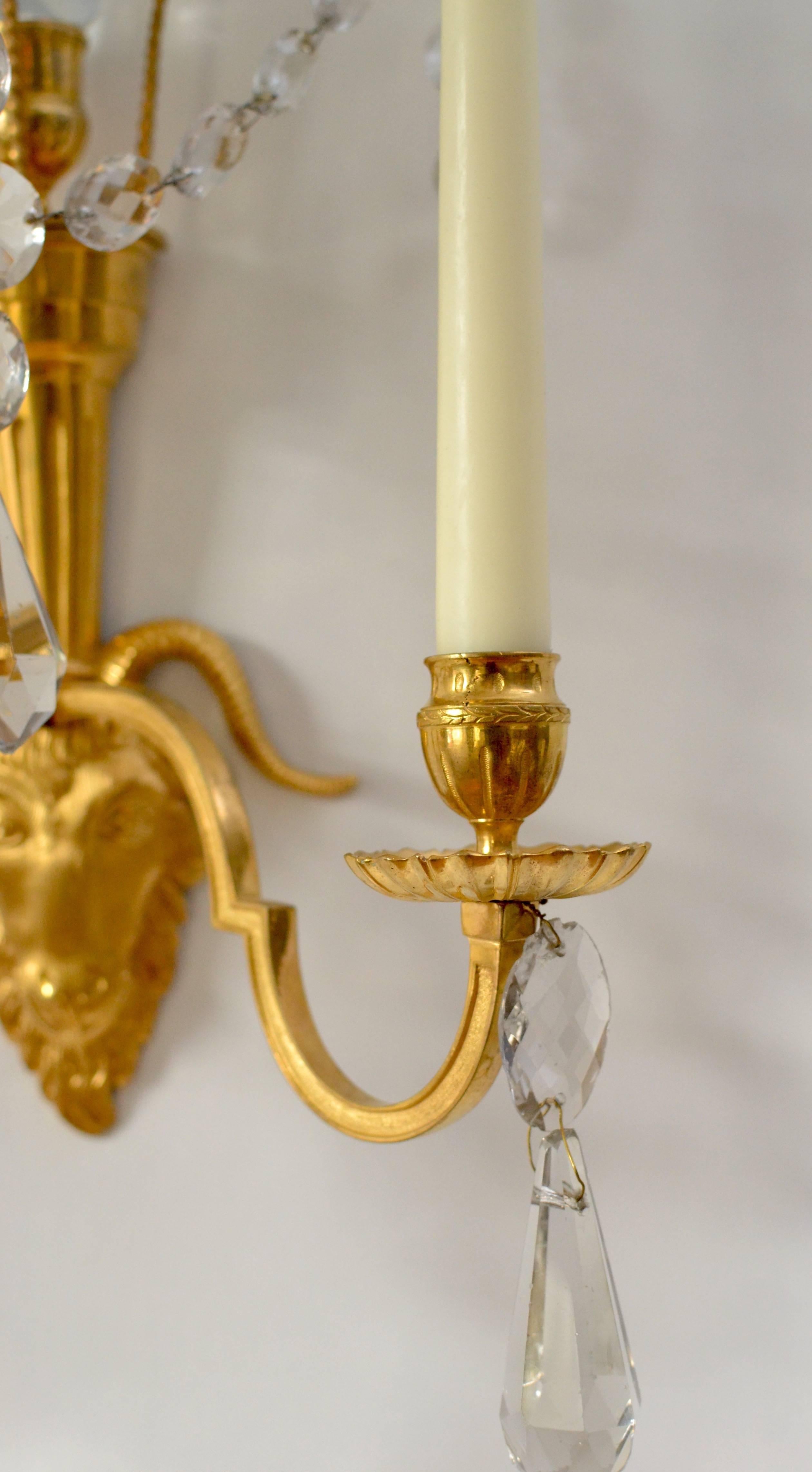 Gustavian Pair of Swedish Gilt Bronze and Crystal Wall Lights, Late 18th Century