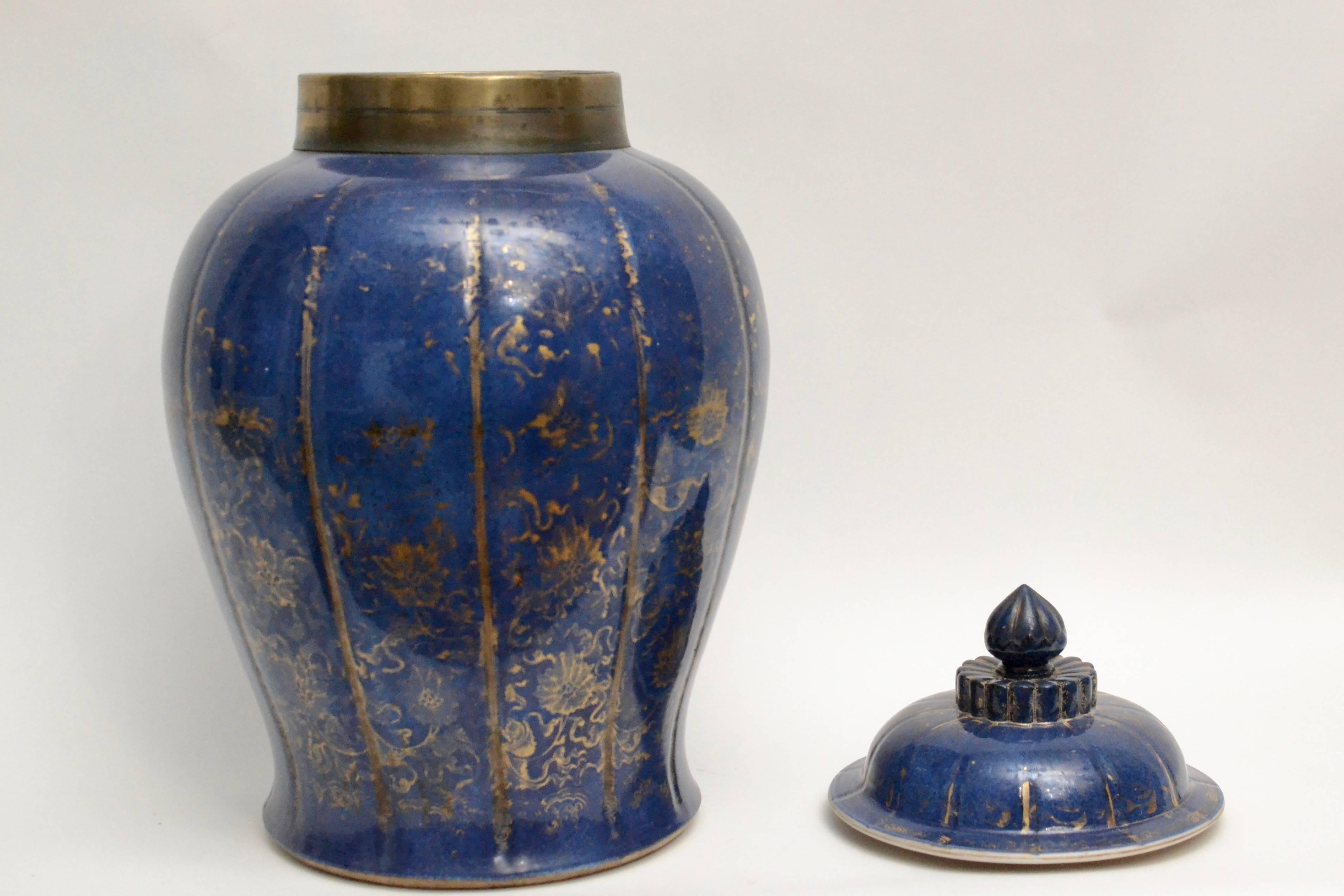 Chinese Export Chinese Powderblue Urn with a Lid from the Kangxi Period (1661-1722)