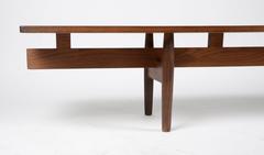 Banc "Long Banc":: attribué à Ib Kofod-Larsen:: Danemark:: années 1960