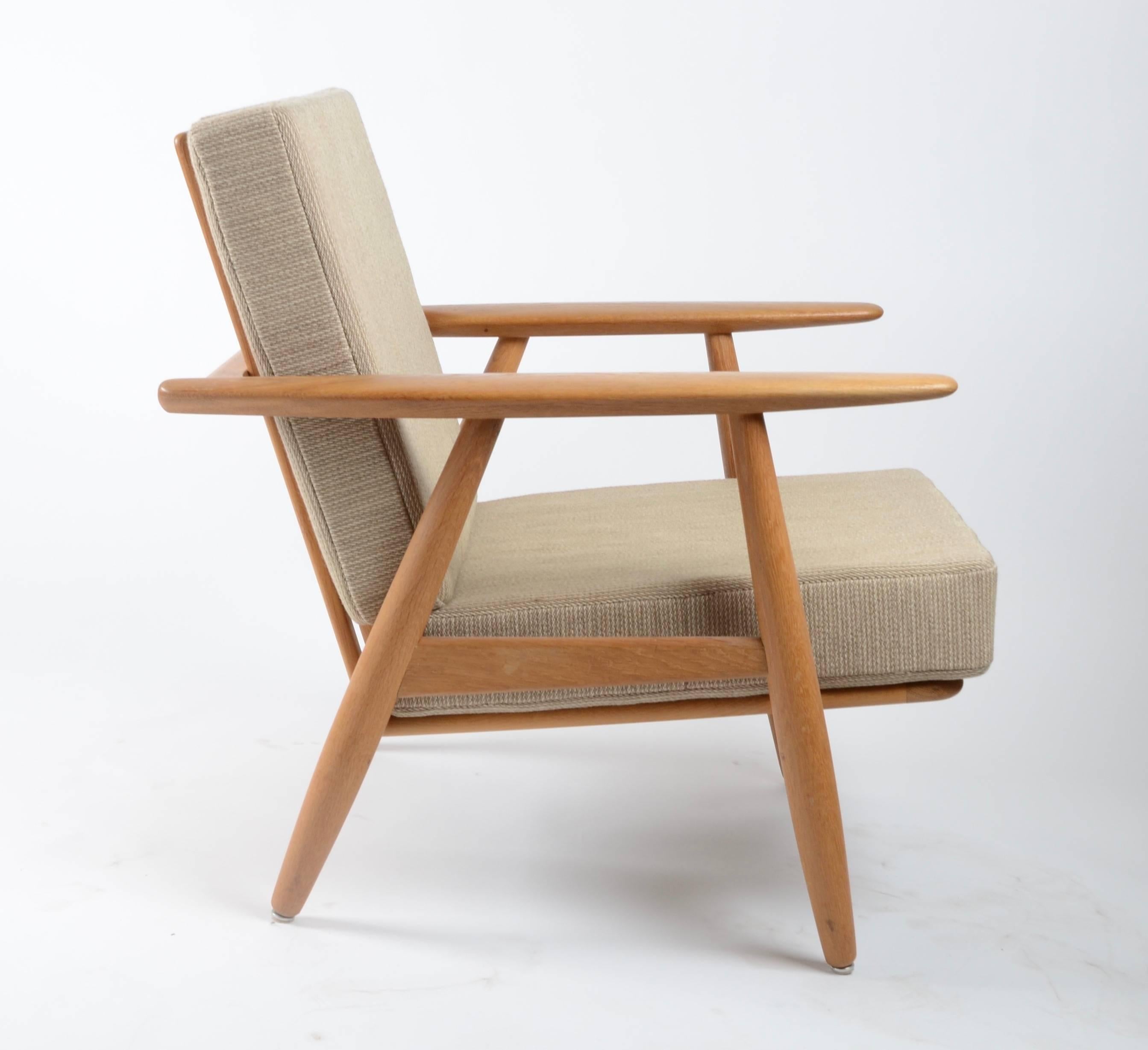 Mid-20th Century Hans J. Wegner, Pair of GE-240 “Cigar” Lounge Chairs for GETAMA