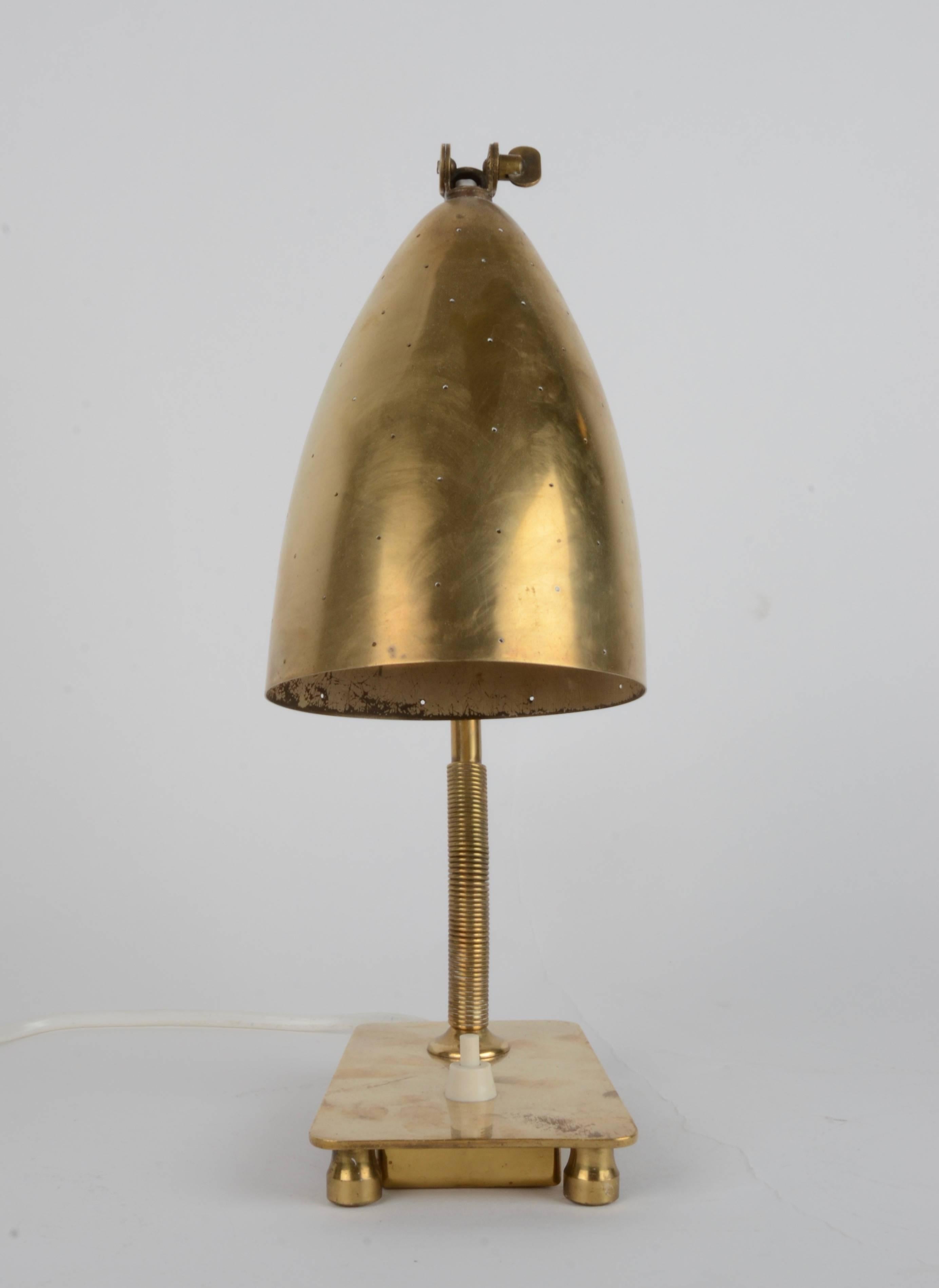 Mid-Century Modern Table Lamp Brass Modell EV 54 by Itsu, Finland, Mid-1900s For Sale
