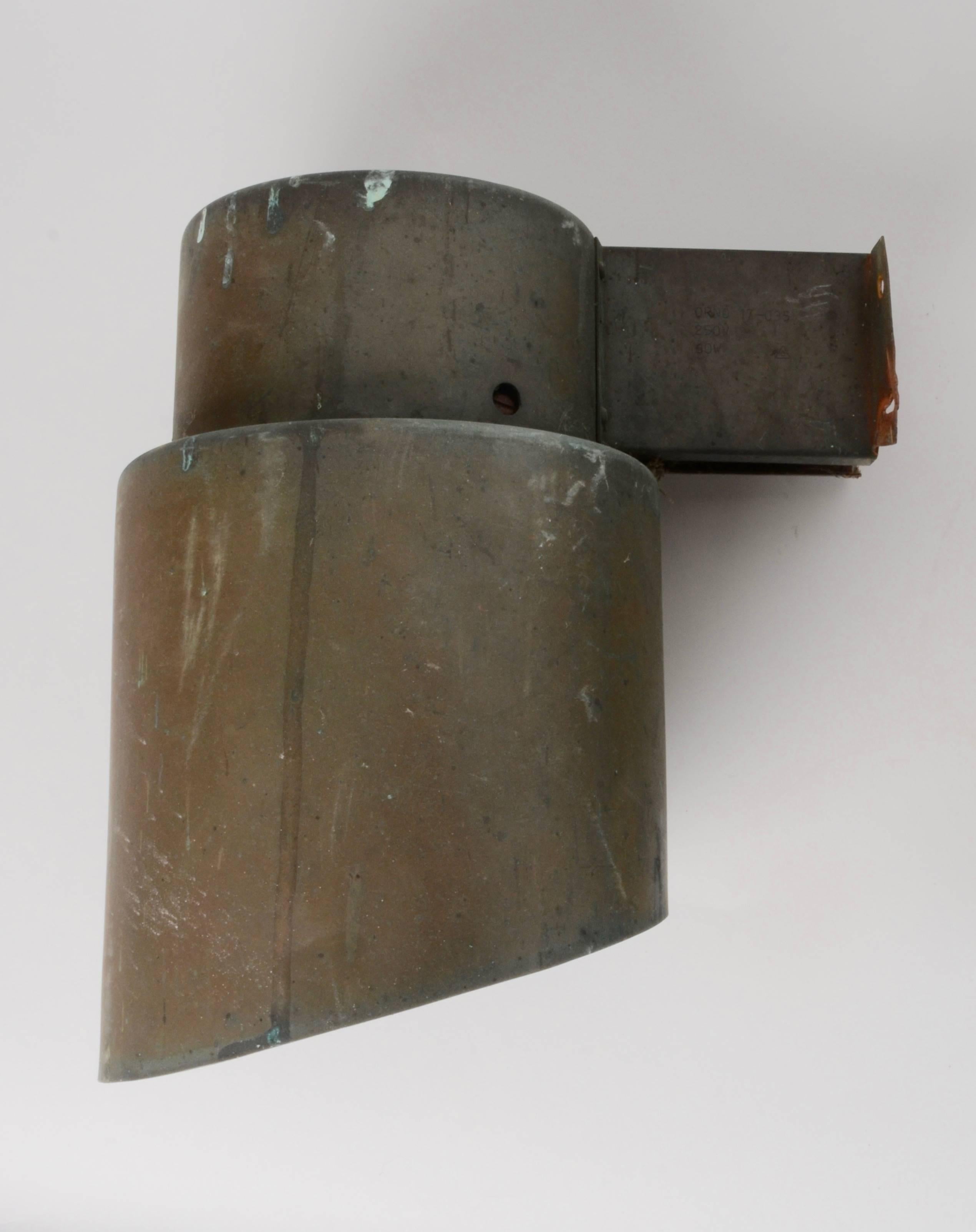 Six Brutalist wall lamps in copper by Orno, Finland, mid-1900s. Six pieces available.

 