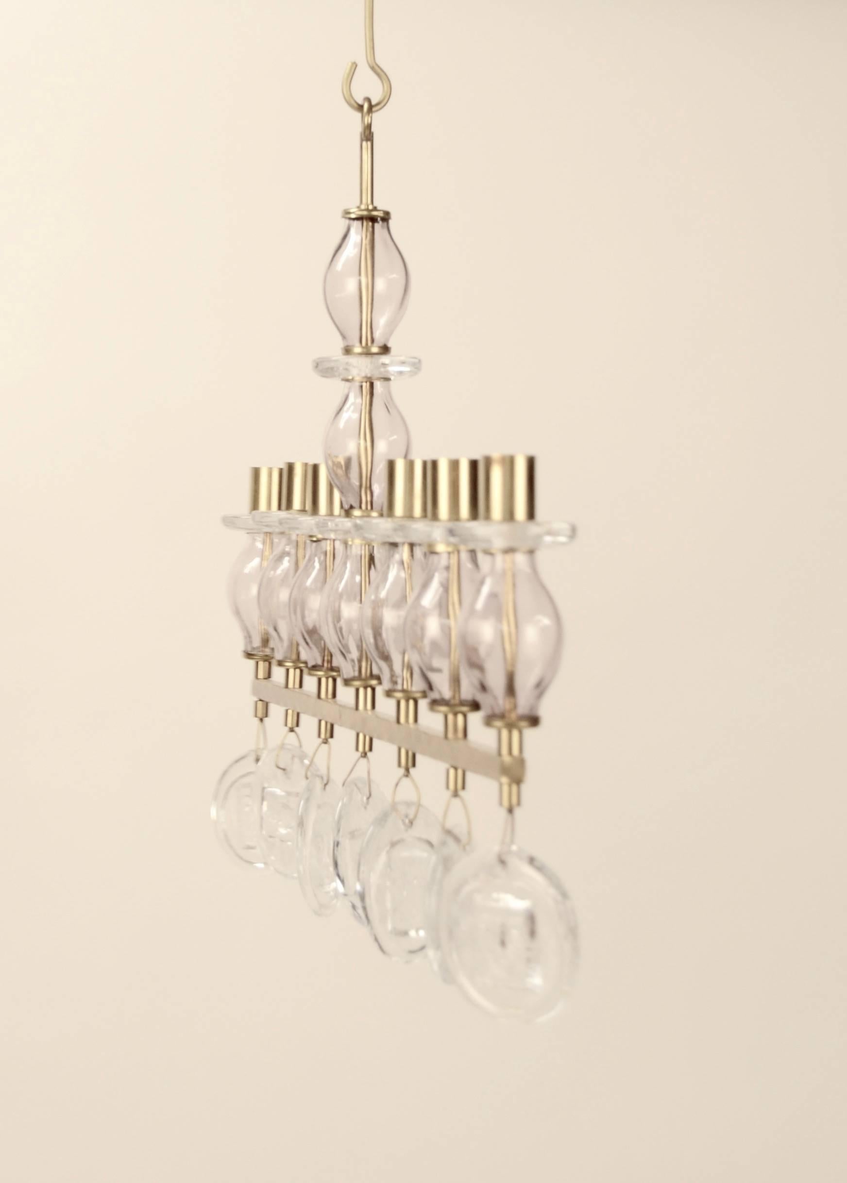 Large twelve-armed candlelit chandelier, designed by Erik Hoglund for Boda Smide. With art glass pendants, late 20th century.