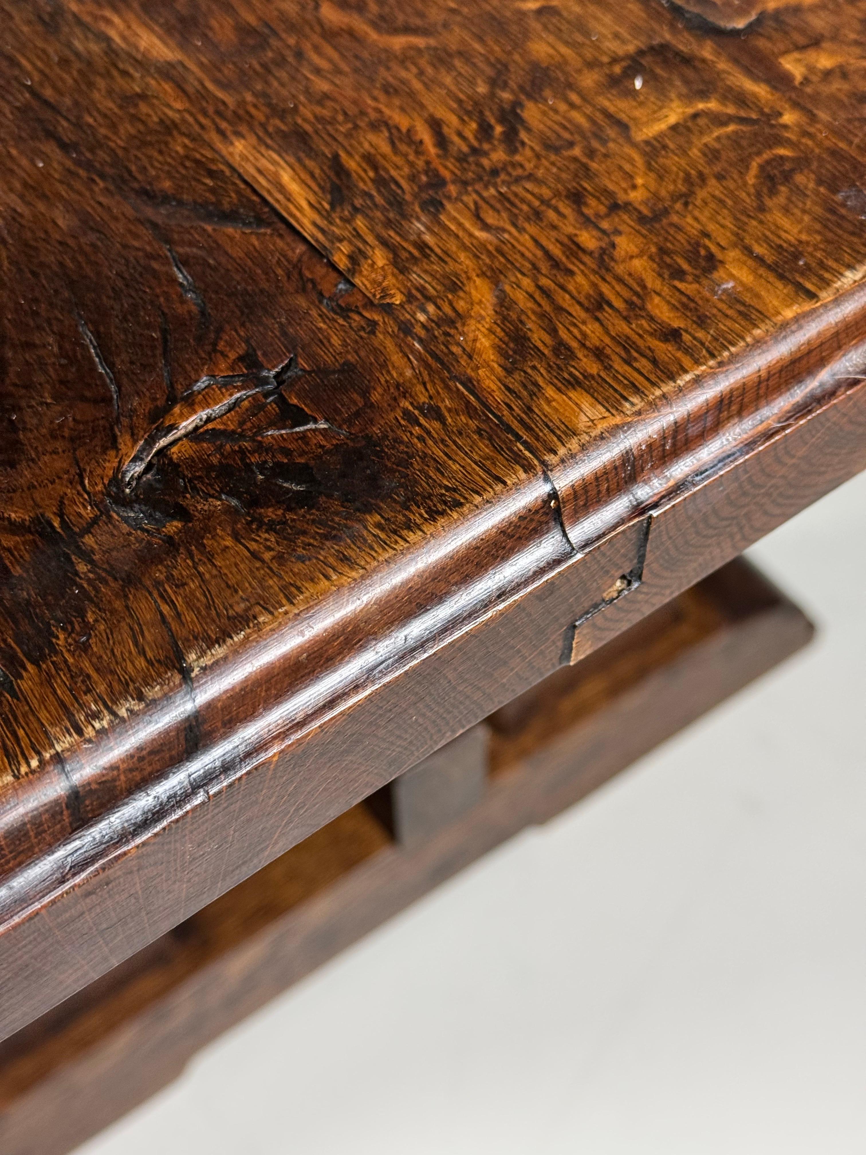 Table monastère belge chêne 230cm en vente 2