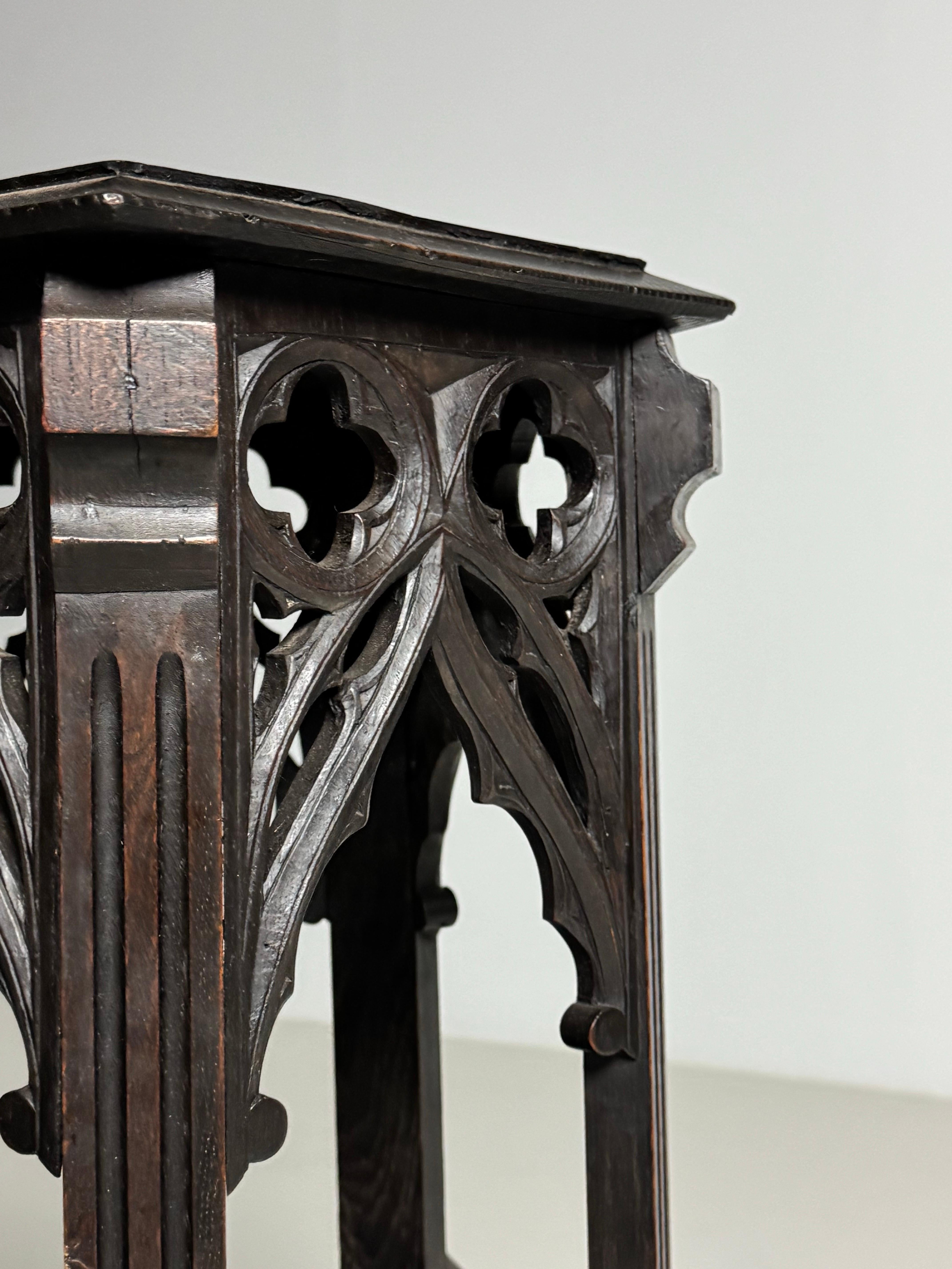 Gothic Column French 19th Century For Sale 3