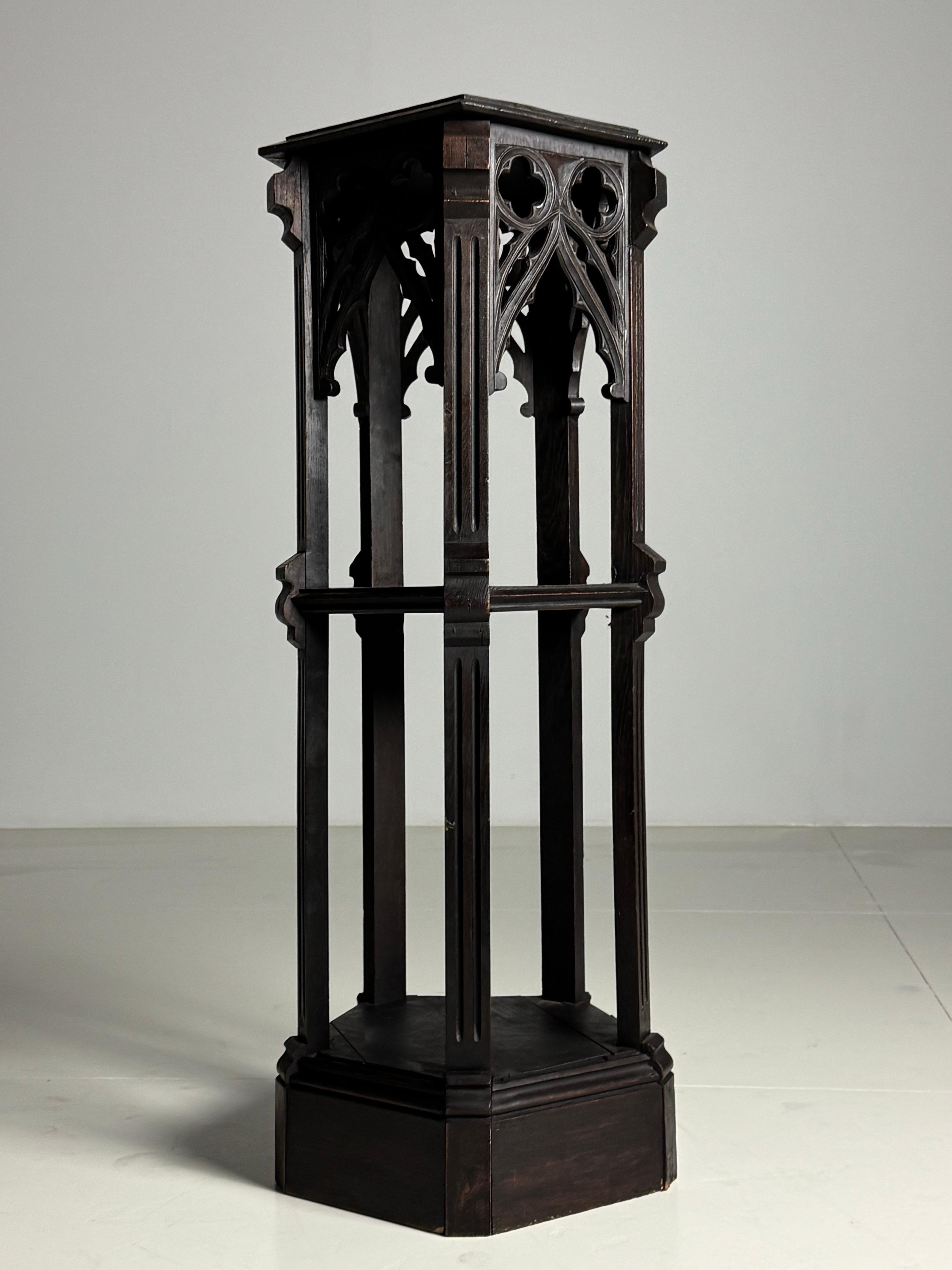 Gothic Column French 19th Century For Sale 5