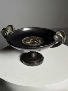 19th-century bronze tazza