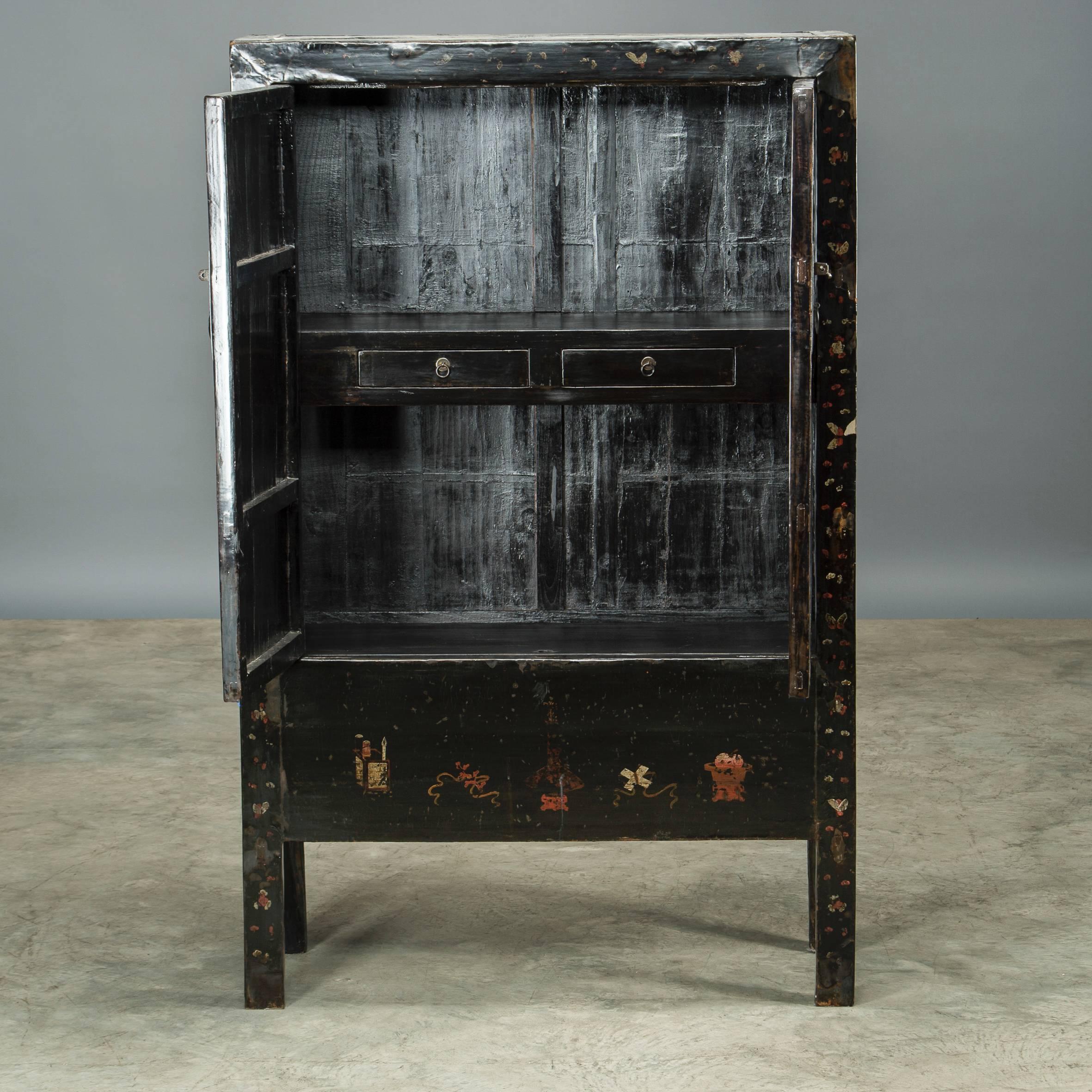 Chinese Original Decorated Cabinet from Shanxi, 1800-1830