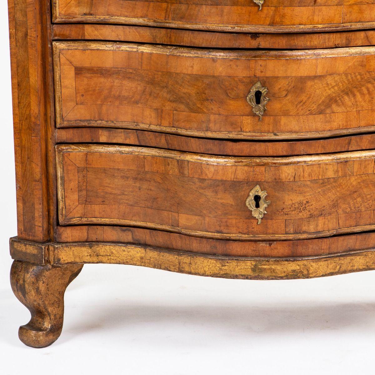 Danish Baroque Walnut Chest of Commode with Serpentine Front and Gilt Details For Sale 4