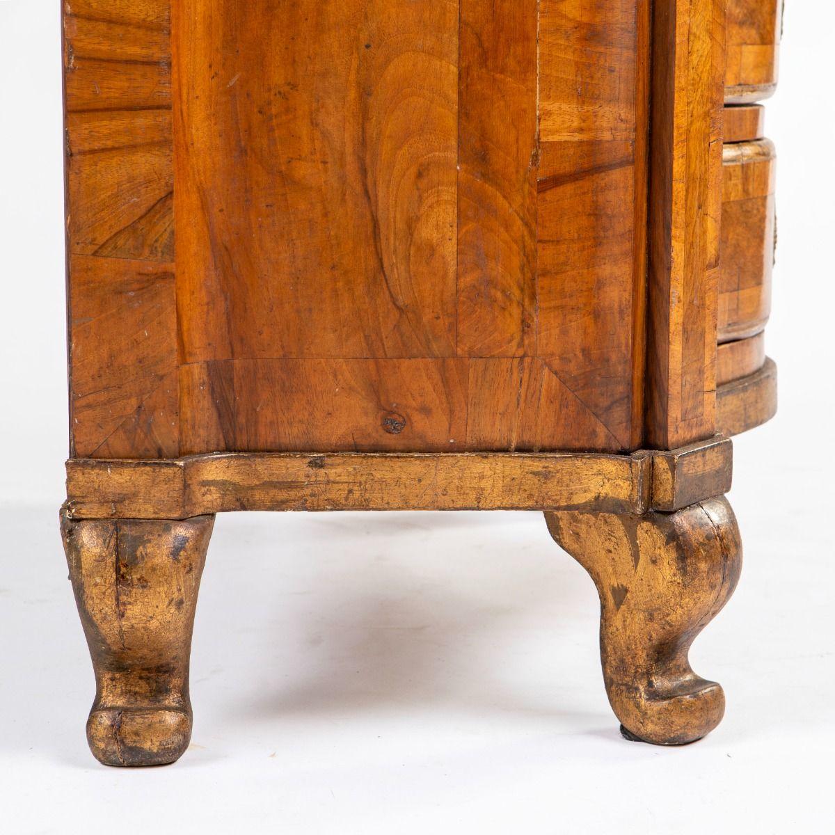 Danish Baroque Walnut Chest of Commode with Serpentine Front and Gilt Details For Sale 5