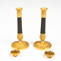 Par de candelabros del Imperio francés en bronce dorado y patinado, hacia 1810