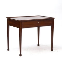 Elegant Louis XVI Tray Table. Copenhagen, 1780–1790