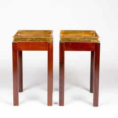 Pair of Mid-Century Brass Tray Side Tables on Mahogany Bases by Lysberg, Hansen