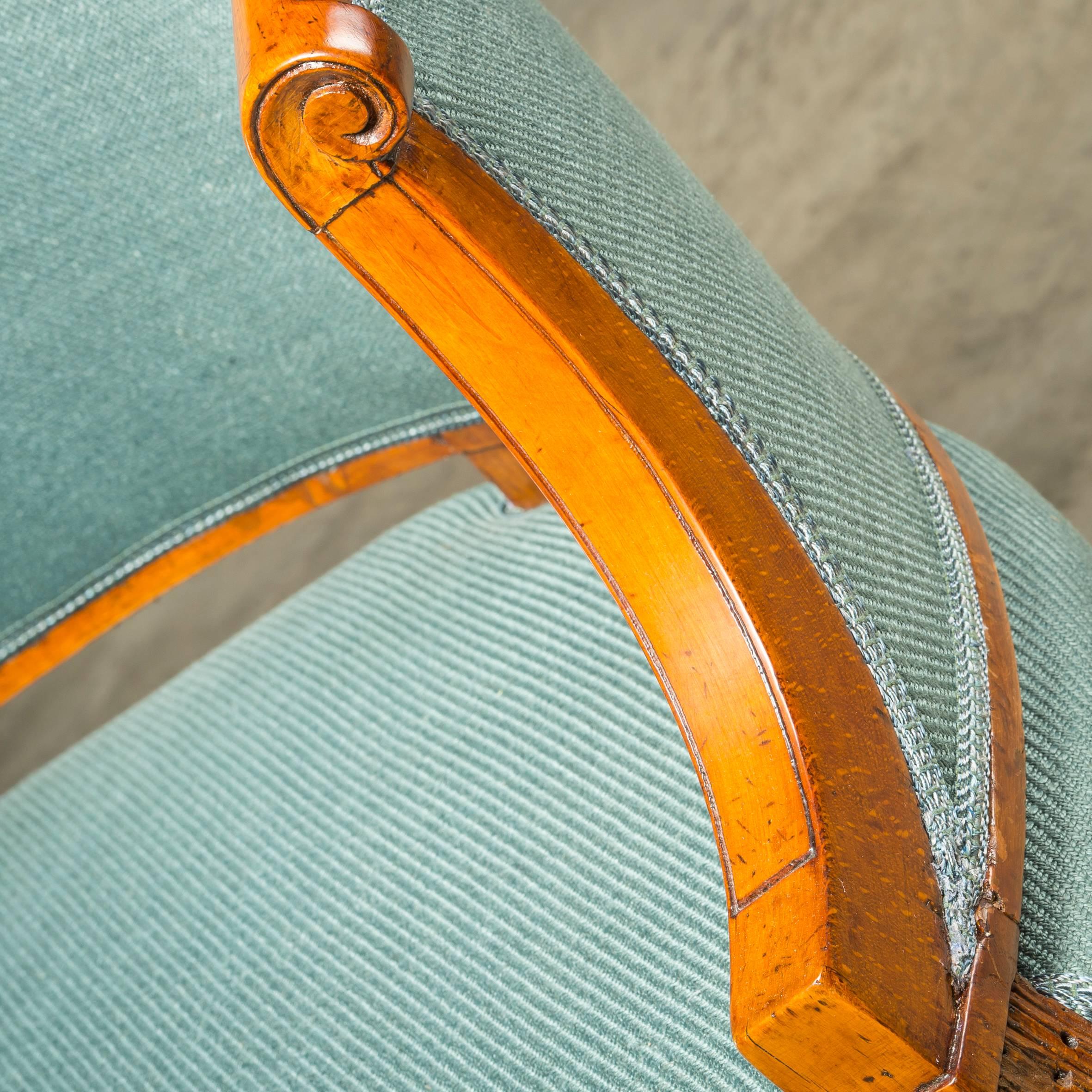 Louis XVI Sofa Bench Made of Fruit Wood, Reupholstered In Good Condition For Sale In Kastrup, DK