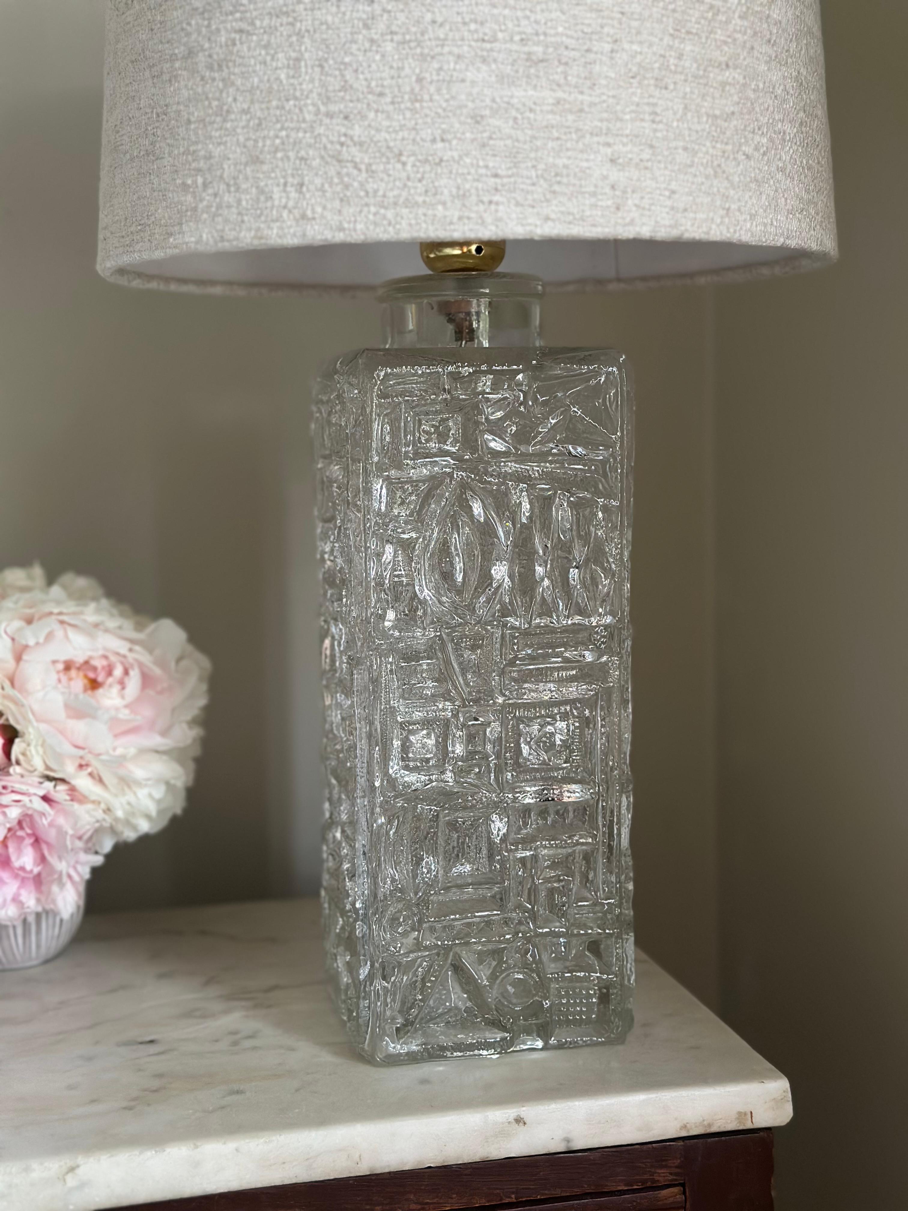 Stilarmatur Lampe de table en verre du milieu du siècle 1960s Bon état - En vente à Bromma, SE
