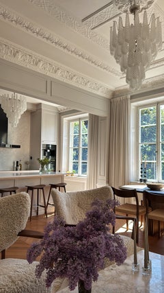 Elegant Italian Murano Chandelier in the of style of Venini.