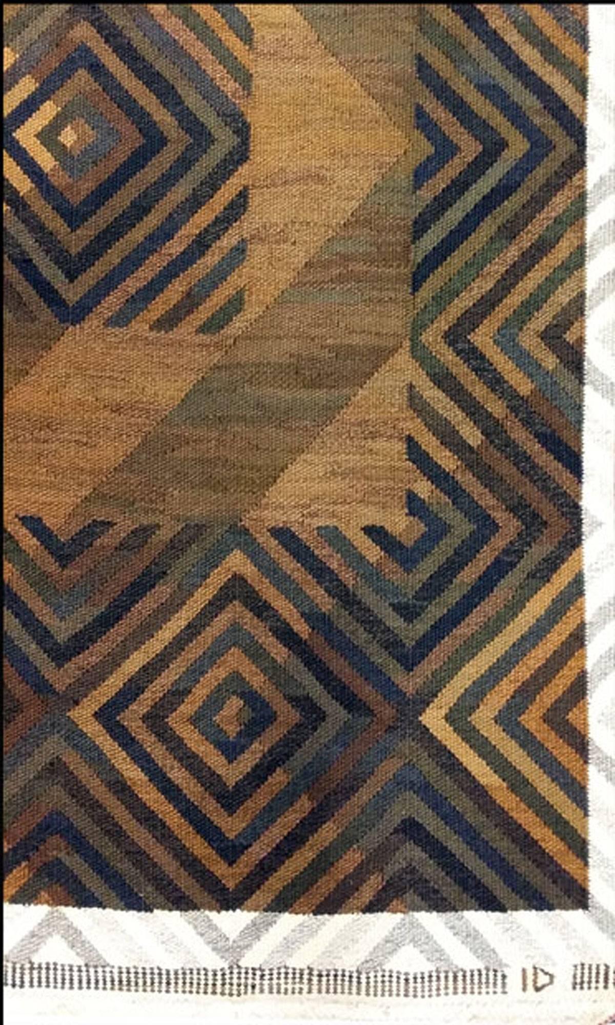 Swedish tapestry Rug In Good Condition For Sale In Stockholm, SE