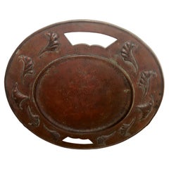 Große Antiquität  KUNST und CRAFTS  Plattenteller aus gehämmertem Kupfer, Stickley-Ära.