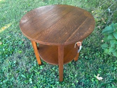 Early Gustav Stickley Table with bottom shelf w5585