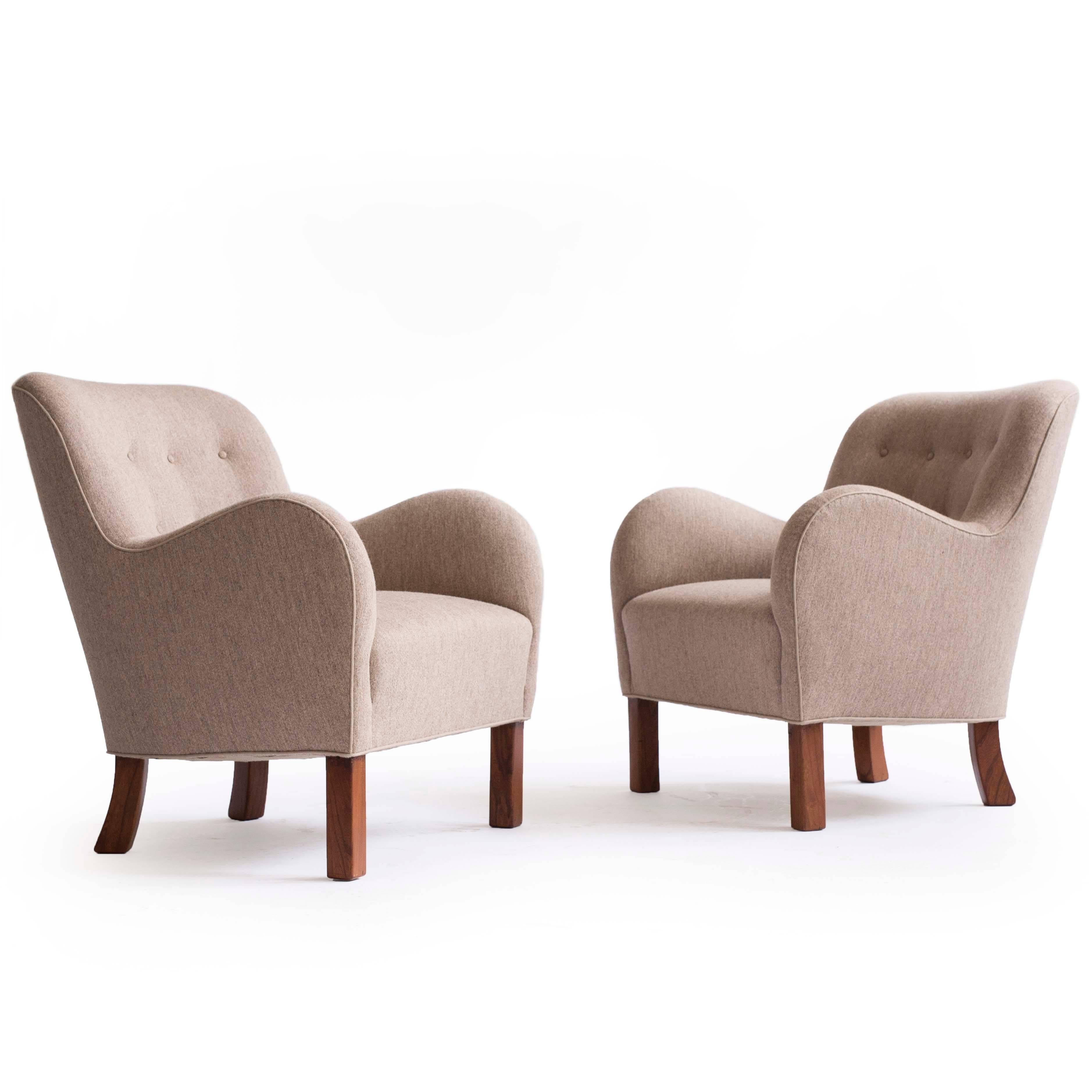 Pair of Palle Suenson Easy Chairs In Excellent Condition In Copenhagen, DK