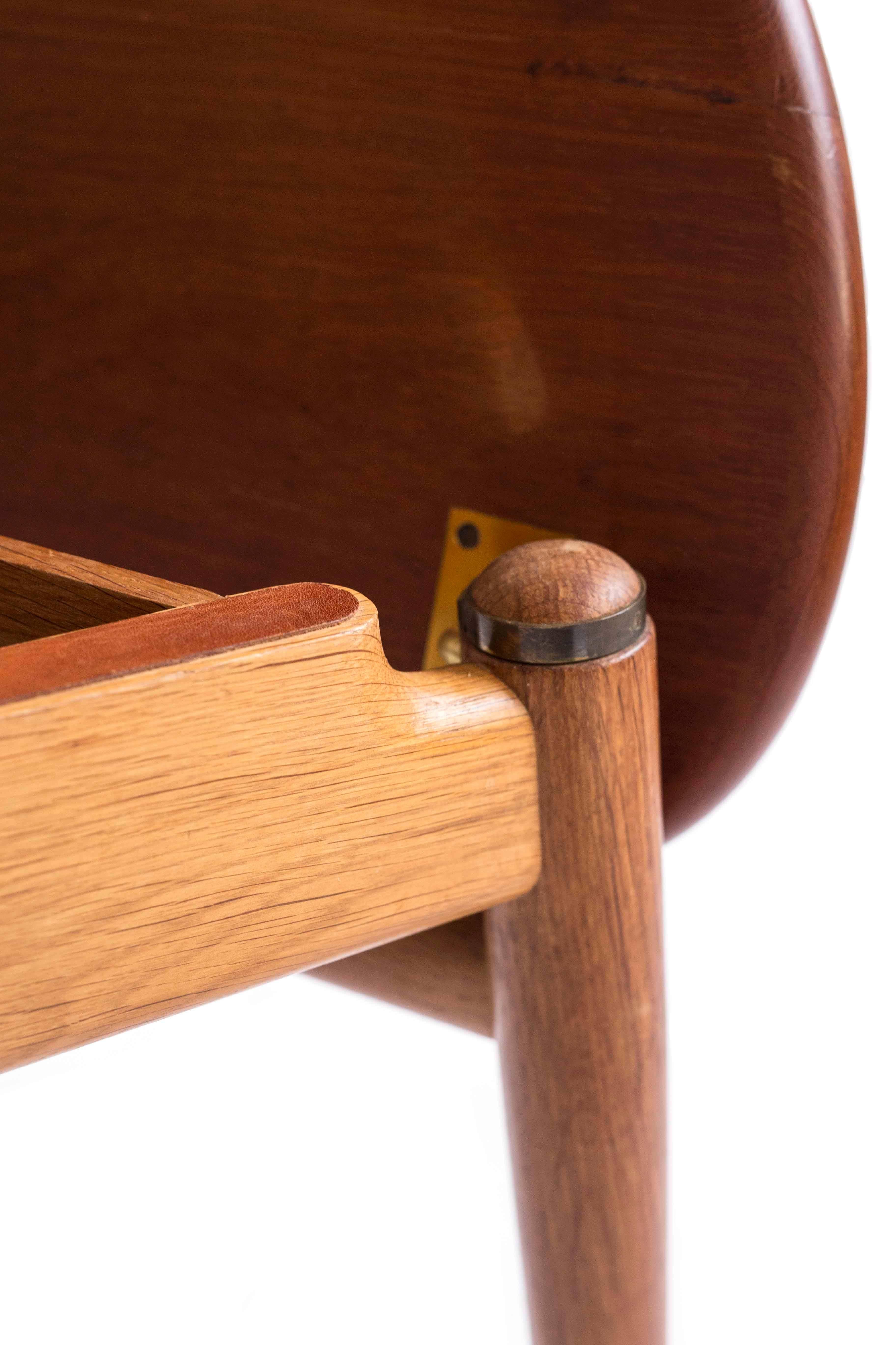 Scandinave moderne Chaise Valet de Hans J. Wegner pour Johannes Hansen