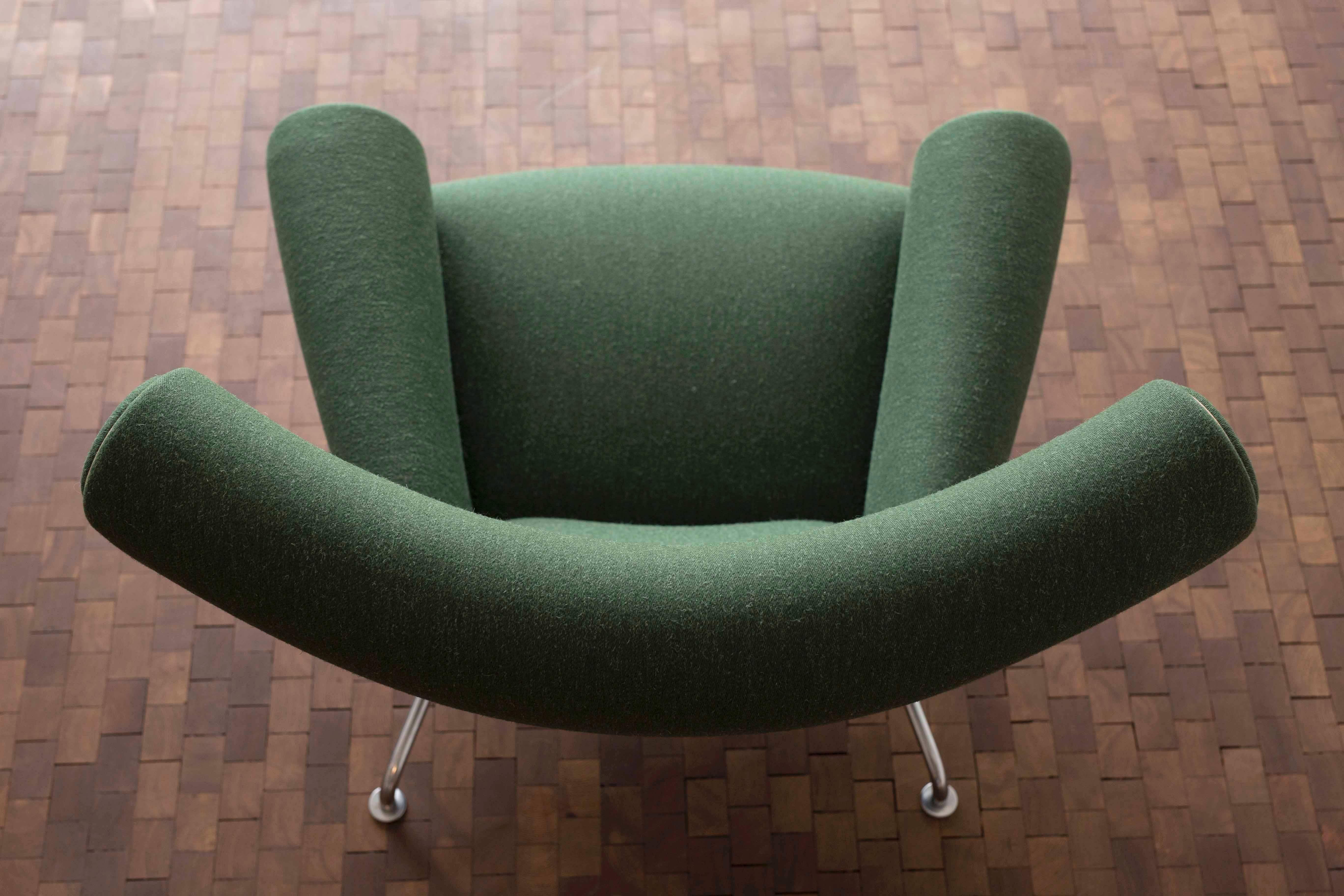 Scandinavian Modern Hans J. Wegner Ox Chair for AP Stolen