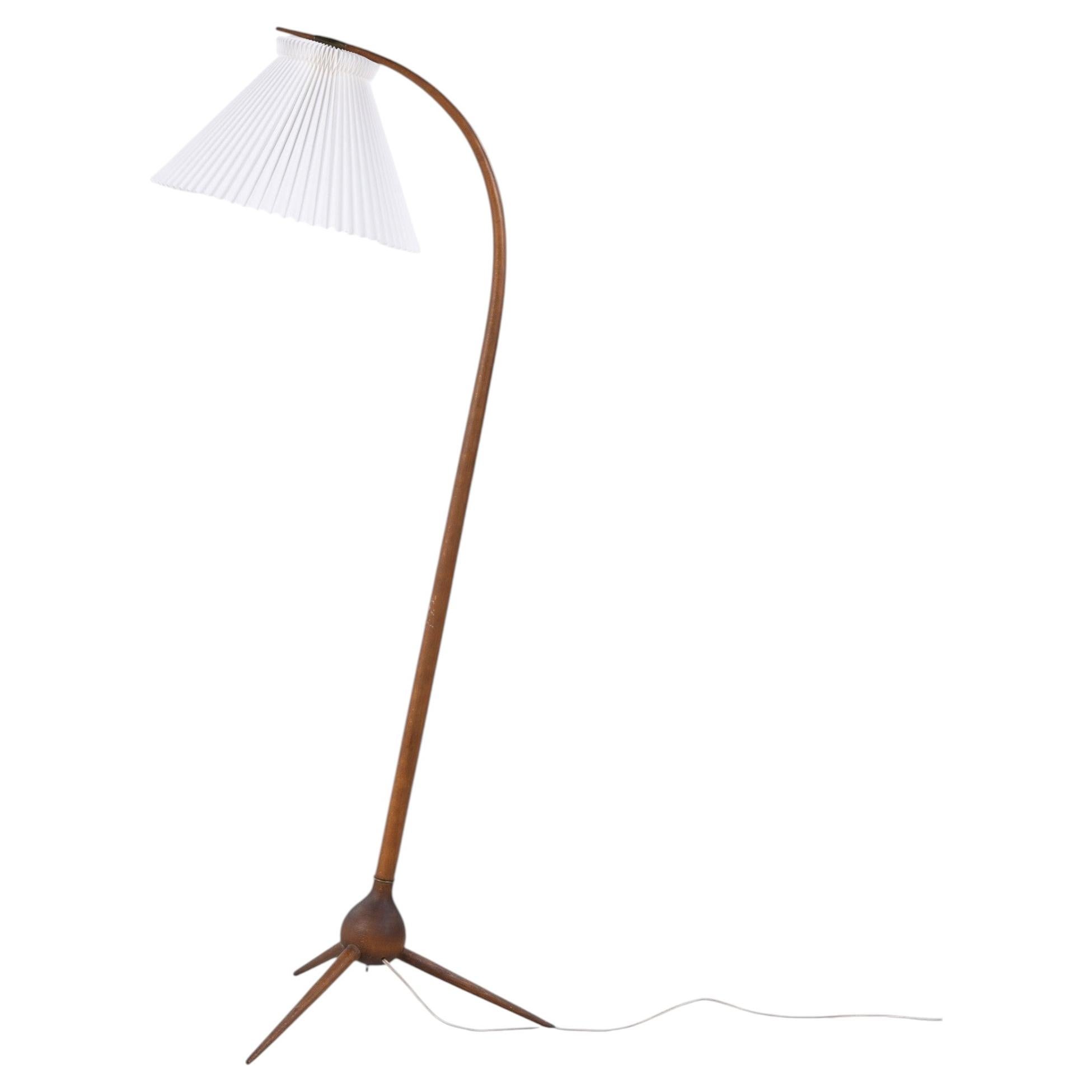 'Bridge' floor lamp in beech by Severin Hansen For Sale