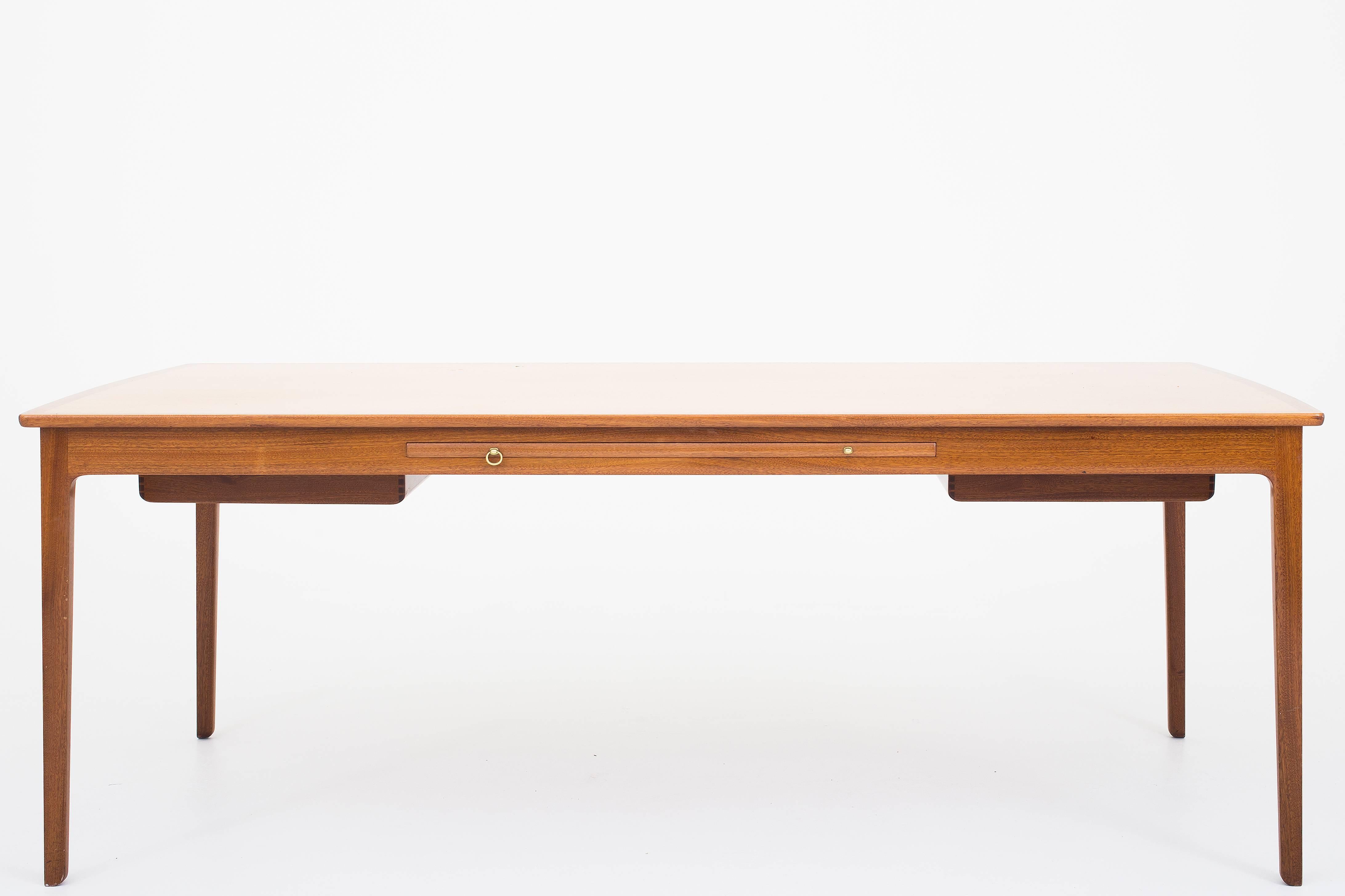 Freestanding desk in mahogany by Ole Wanscher. Front with two drawers.
Maker A.J. Iversen.